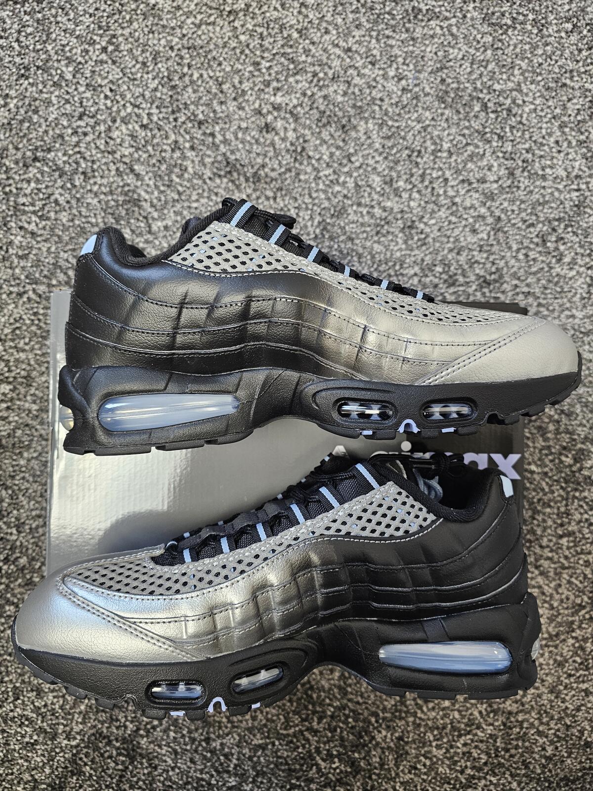 Palace x Nike Air Max 95 Big Bubble Trainers/Sneakers - UK 10 - Black/Silver