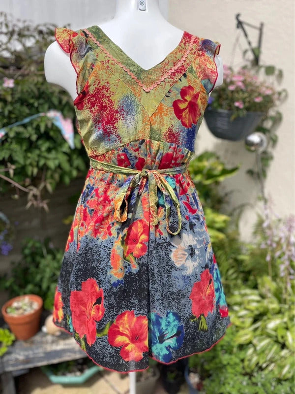 Joe Browns Women's Tie Back Tunic Style Floral V Neck Top - UK 10