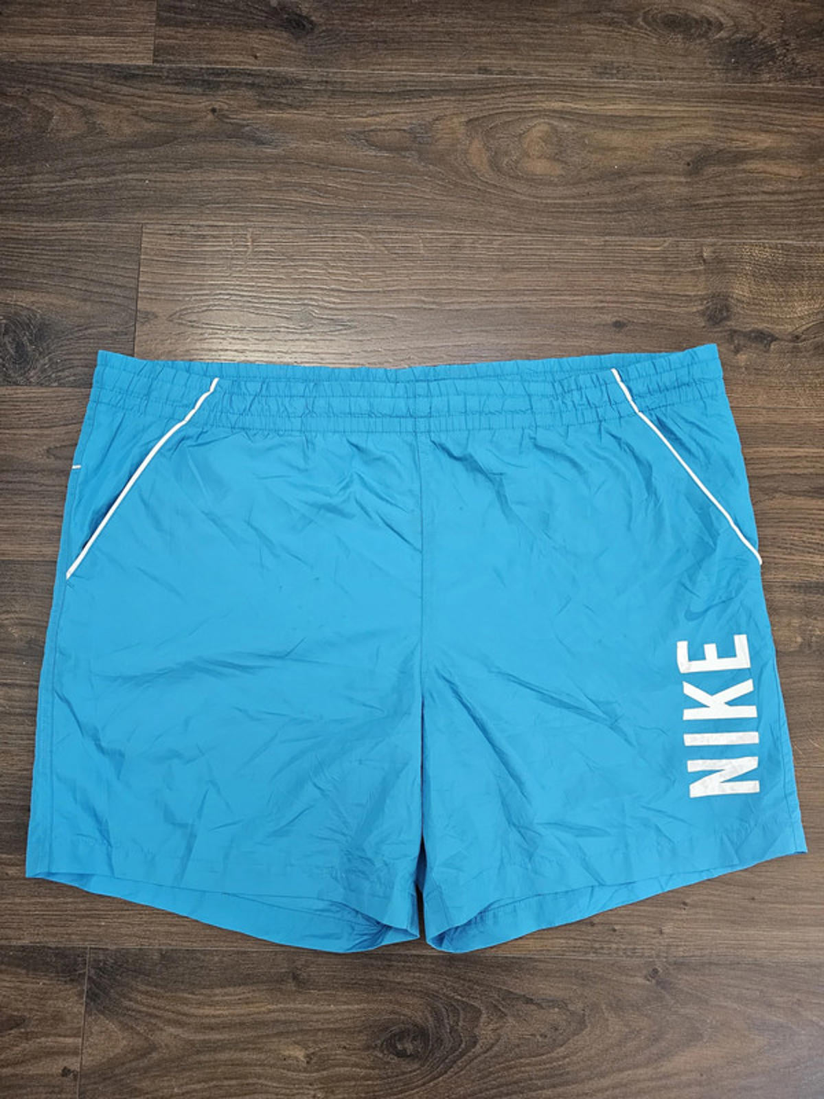 Nike Activewear/Casual/Swim Blue White Shorts - XL/Extra Large Gym Holiday