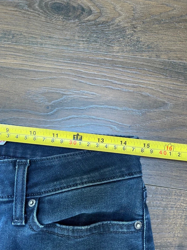 Levi’s Women’s 712 Slim Fit Blue Denim Jeans - W29/L30