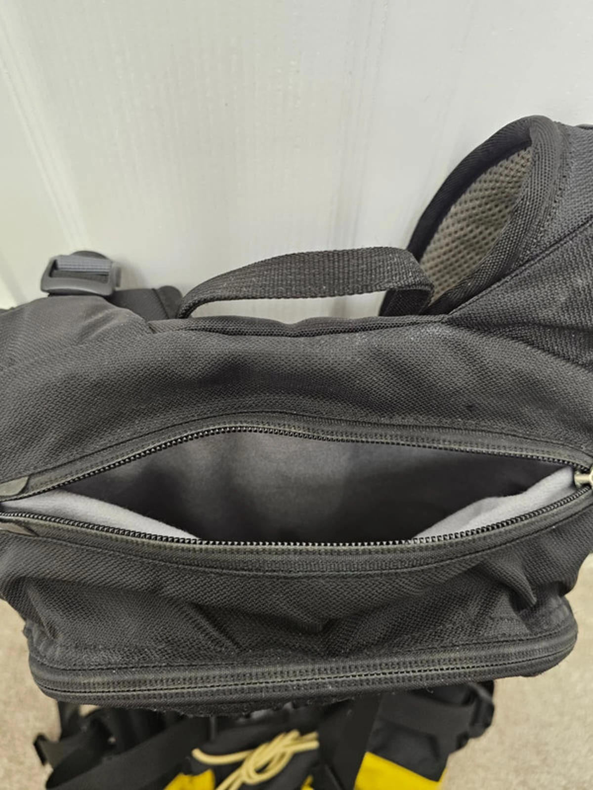Deuter Razor 23 Back Protector H20 Ski/Snowboard Backpack/Rucksack - 23L -Unisex