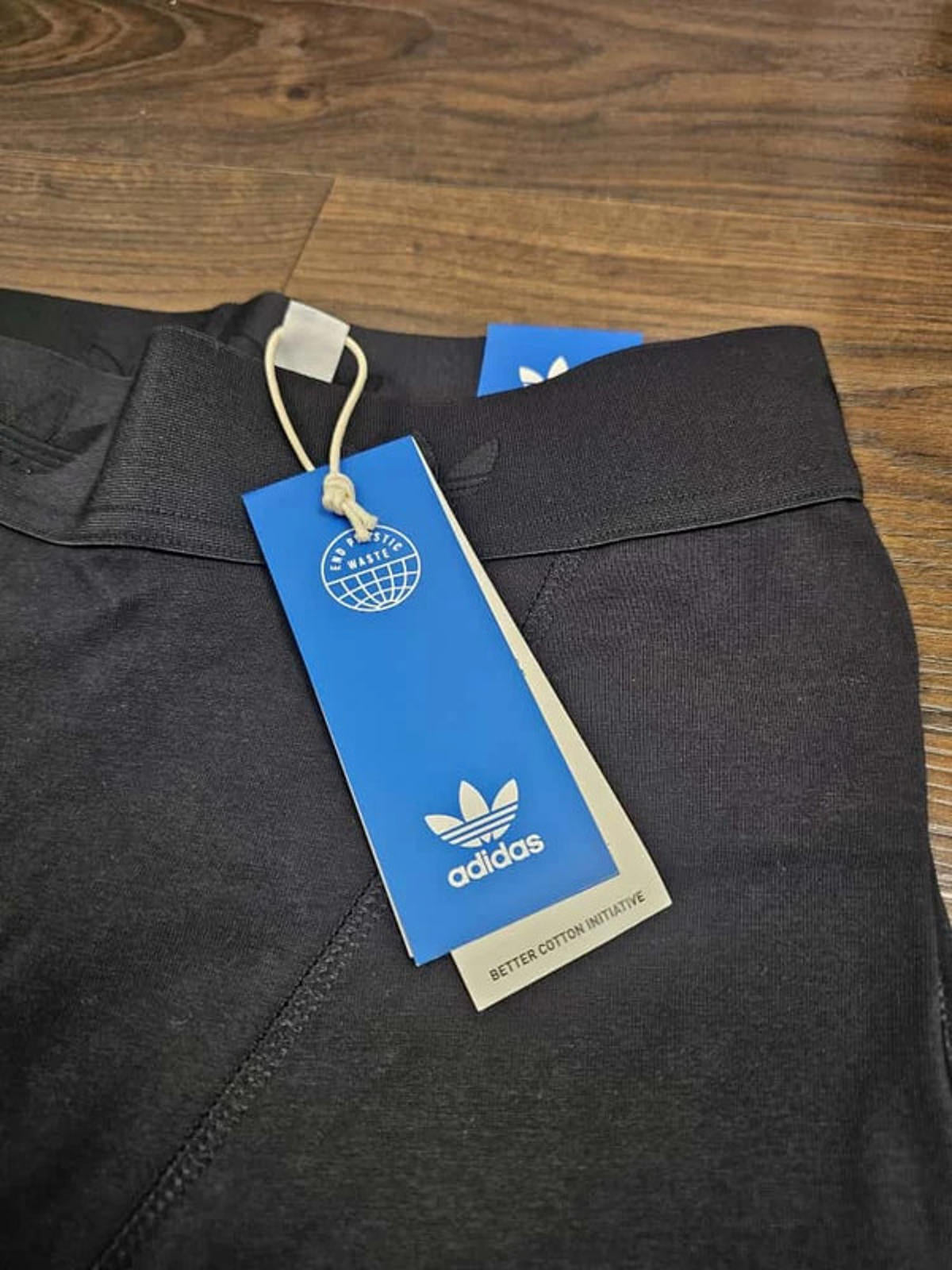 Adidas Originals Luxe Lounge Legging Shorts - UK 8 - Black