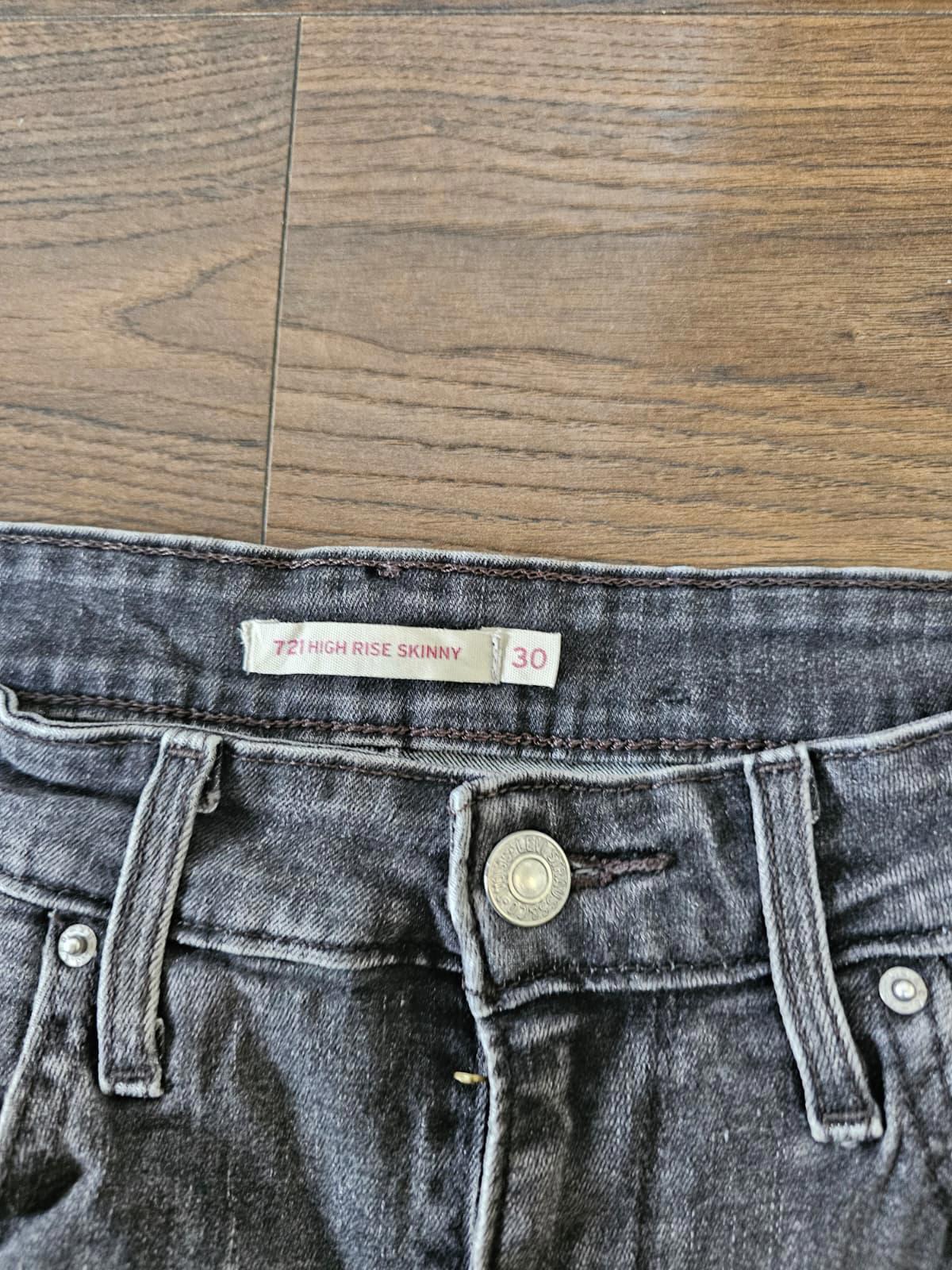 Levi's Womens Black Jeans 721 High Rise Skinny Fit W28/30L Denim