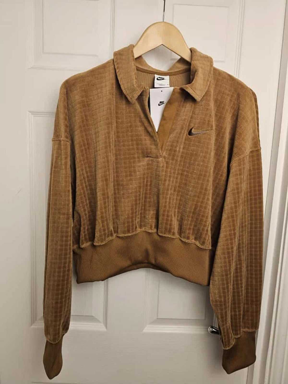 Nike Velour Long Sleeve Waffle Style Polo Top - M/Medium - UK 12-14 / Brown