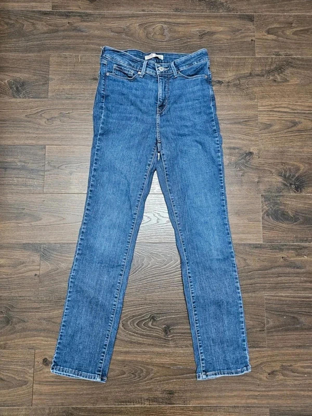Levi's Womens Blue Jeans Shaping High Rise Straight 4 W27/30L 8-10 Denim Trouser