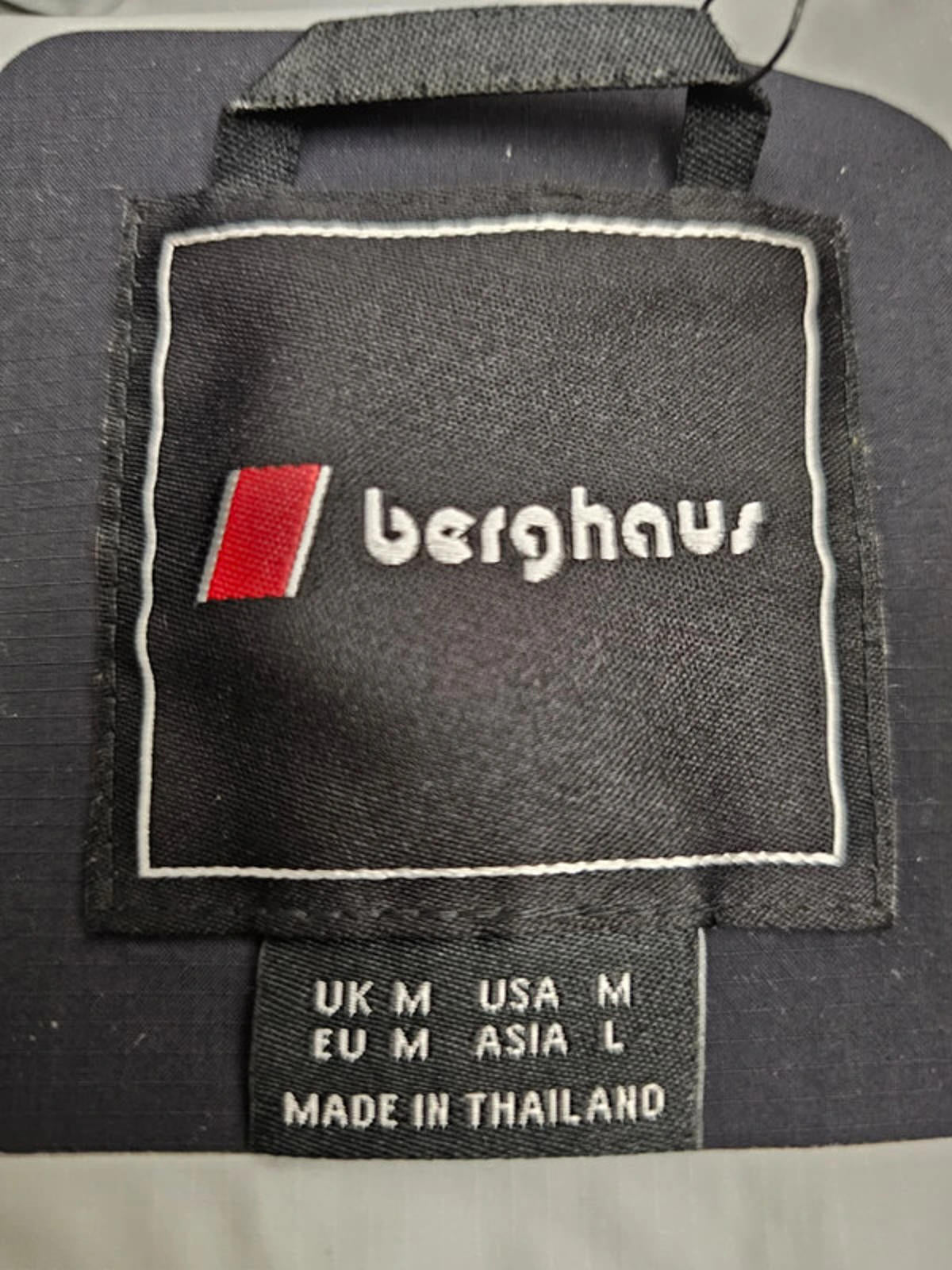 Berghaus Black/Grey Unisex Smock 86 Half Zip Hooded Jacket - M/Medium Hike Walk