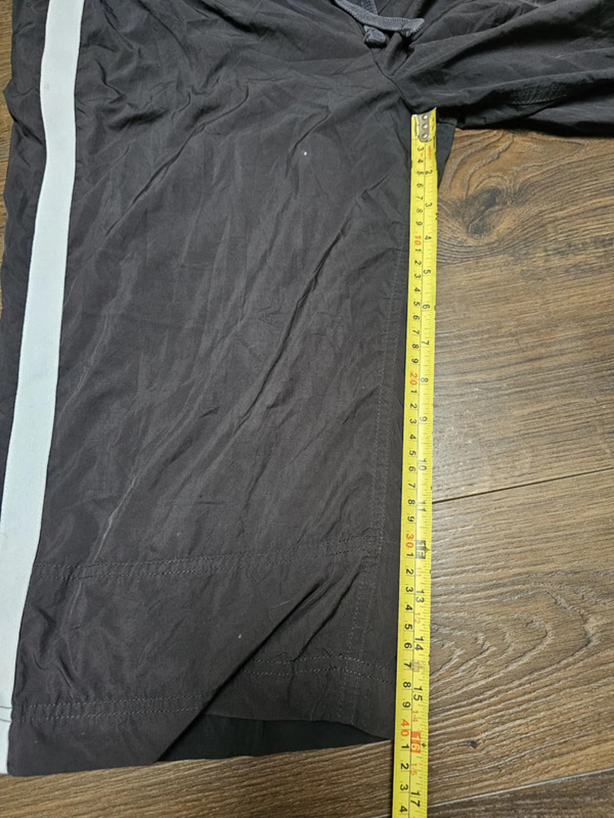 Nike Womens Athletic Department Activewear/Casual Black Long Shorts - M(8-10)
