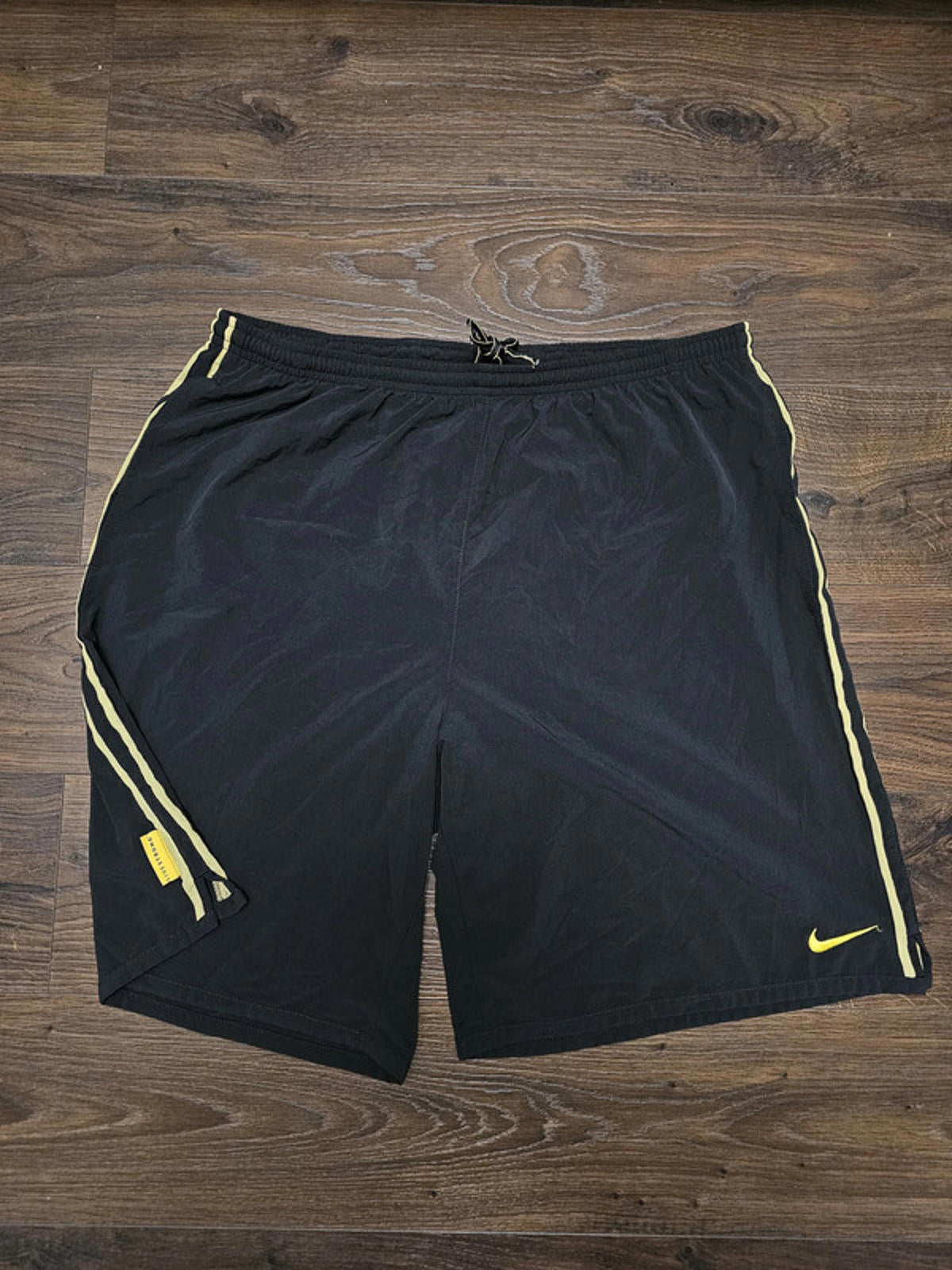 Nike Fit Y2K X Live Strong Grey/Yellow Activewear/Casual Shorts L/Large 34-36/9