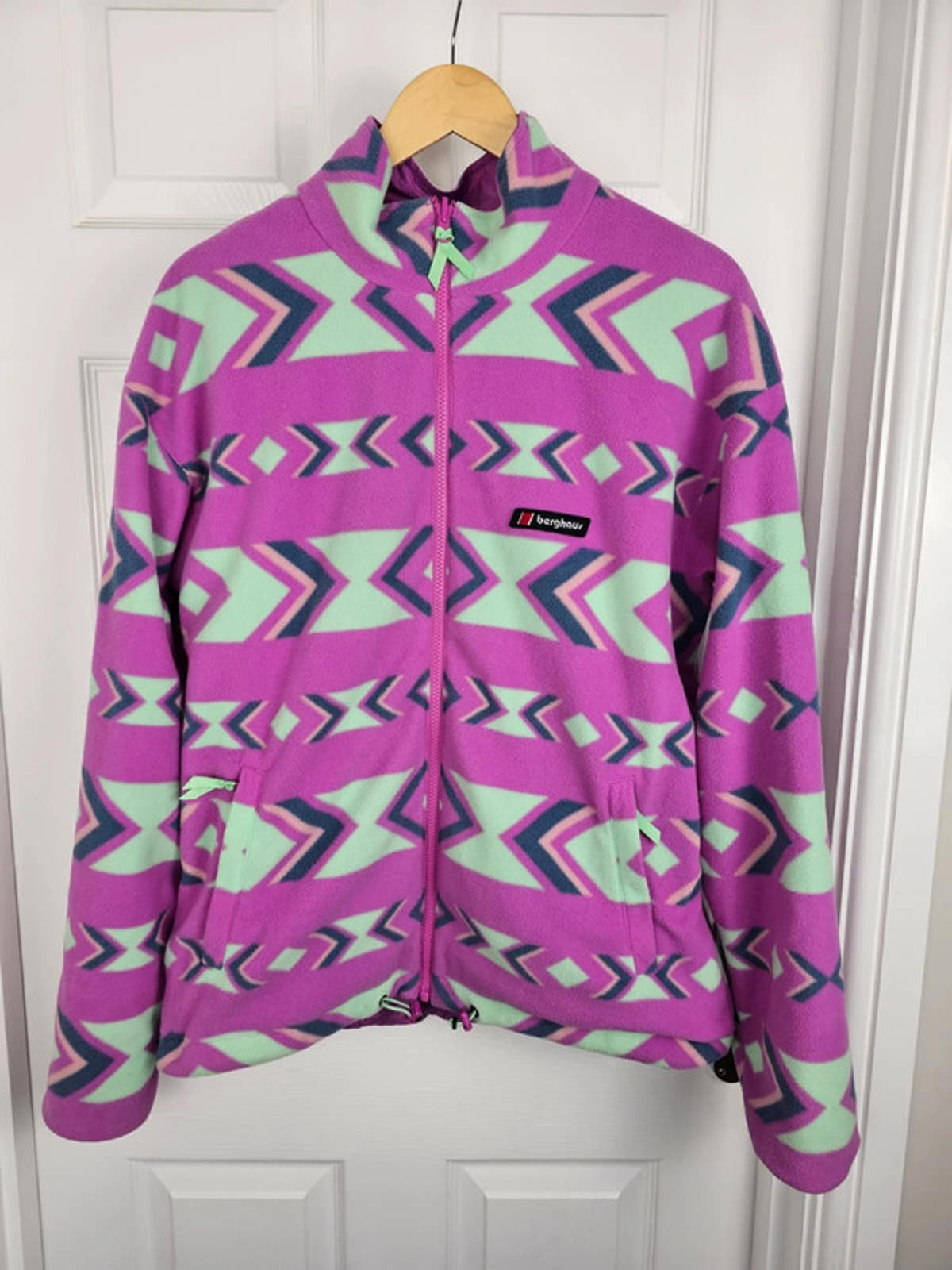 Berghaus Full Zip Reversible Windbreaker/Fleece Jacket - M/Medium - Unisex