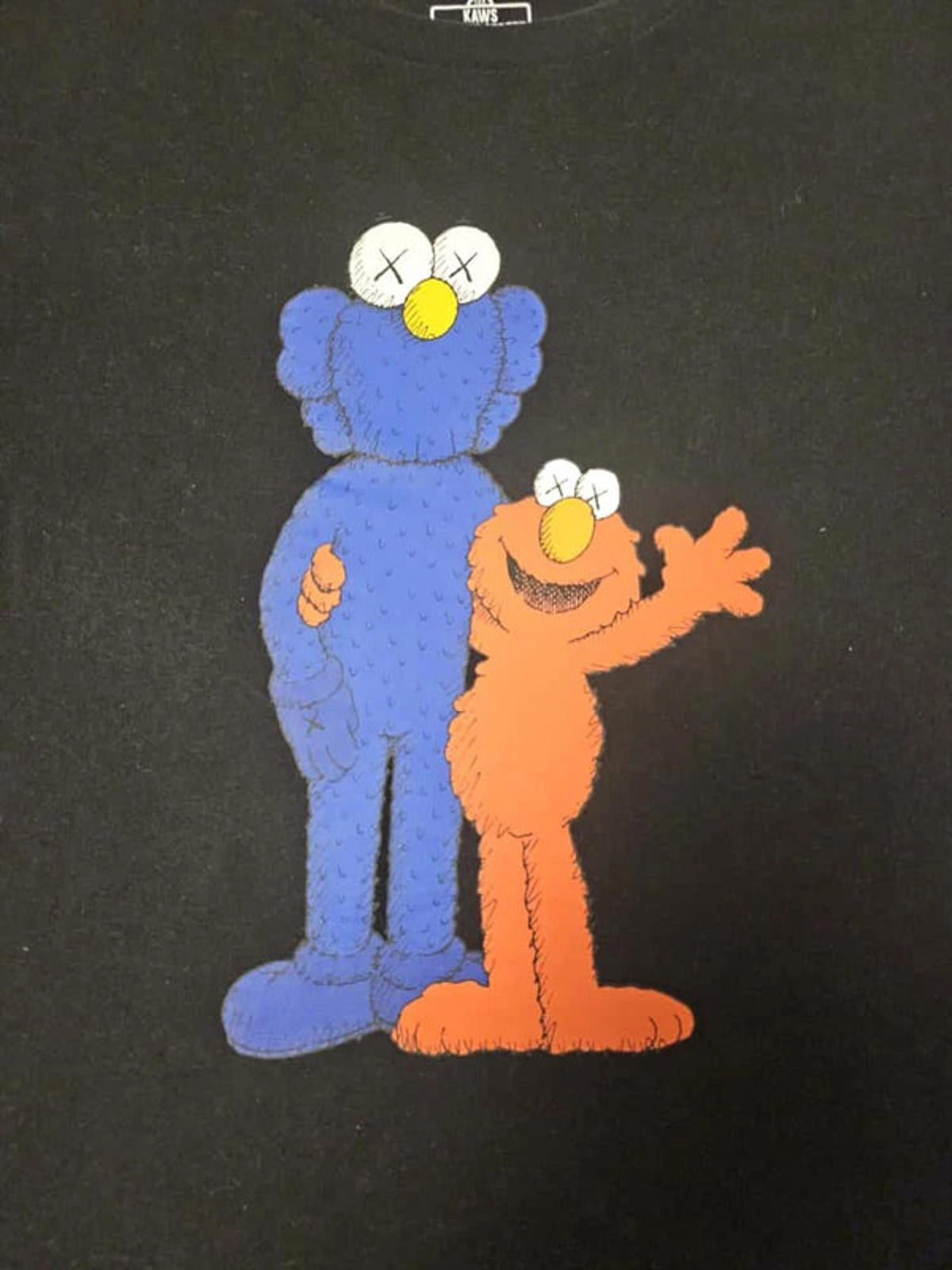 Uniqlo X Kaws X Sesame Street Black Printed Short Sleeve T-Shirt - S/Small