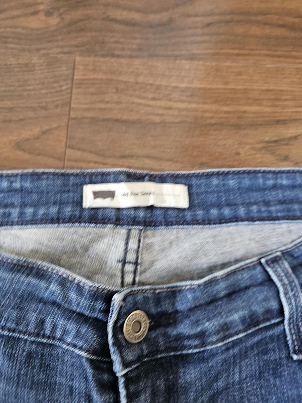 Levi's Womens Blue Jeans Mid Rise Skinny Fit - W35/30L Denim Trousers Bottoms