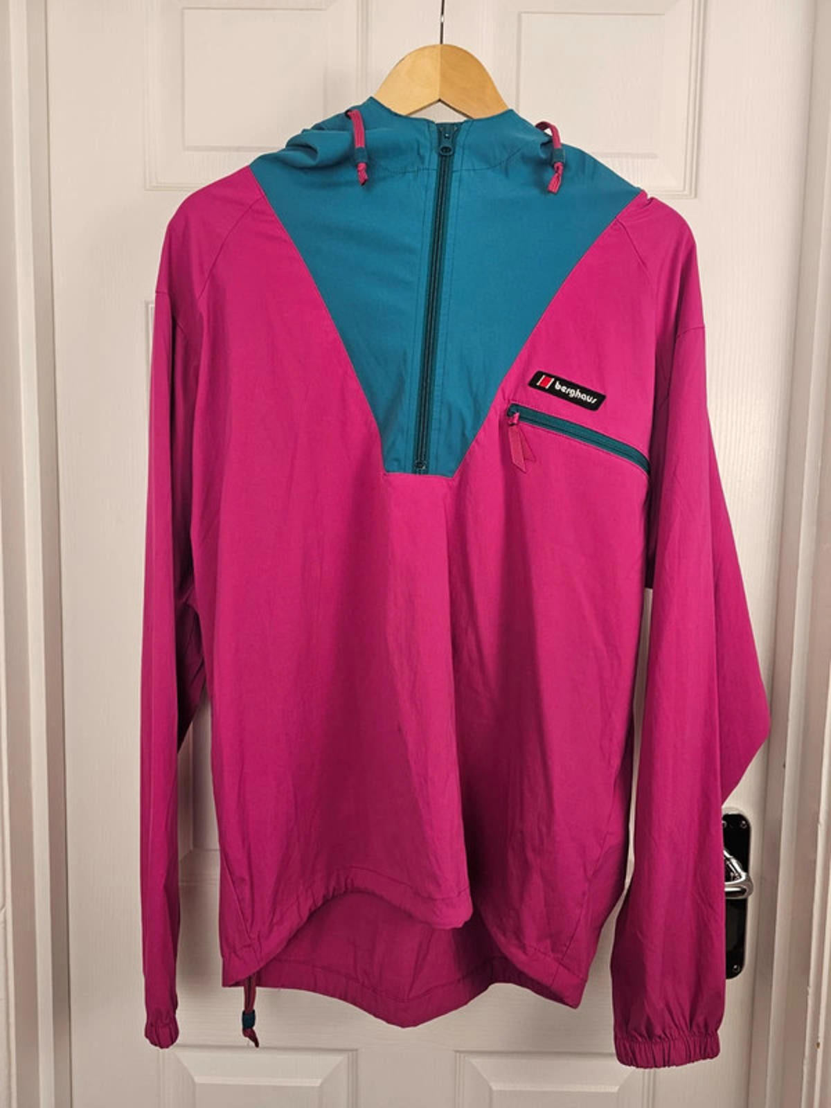 Berghaus Unisex Wind Shirt 90 1/2 Zip Hooded Jacket - M/Medium