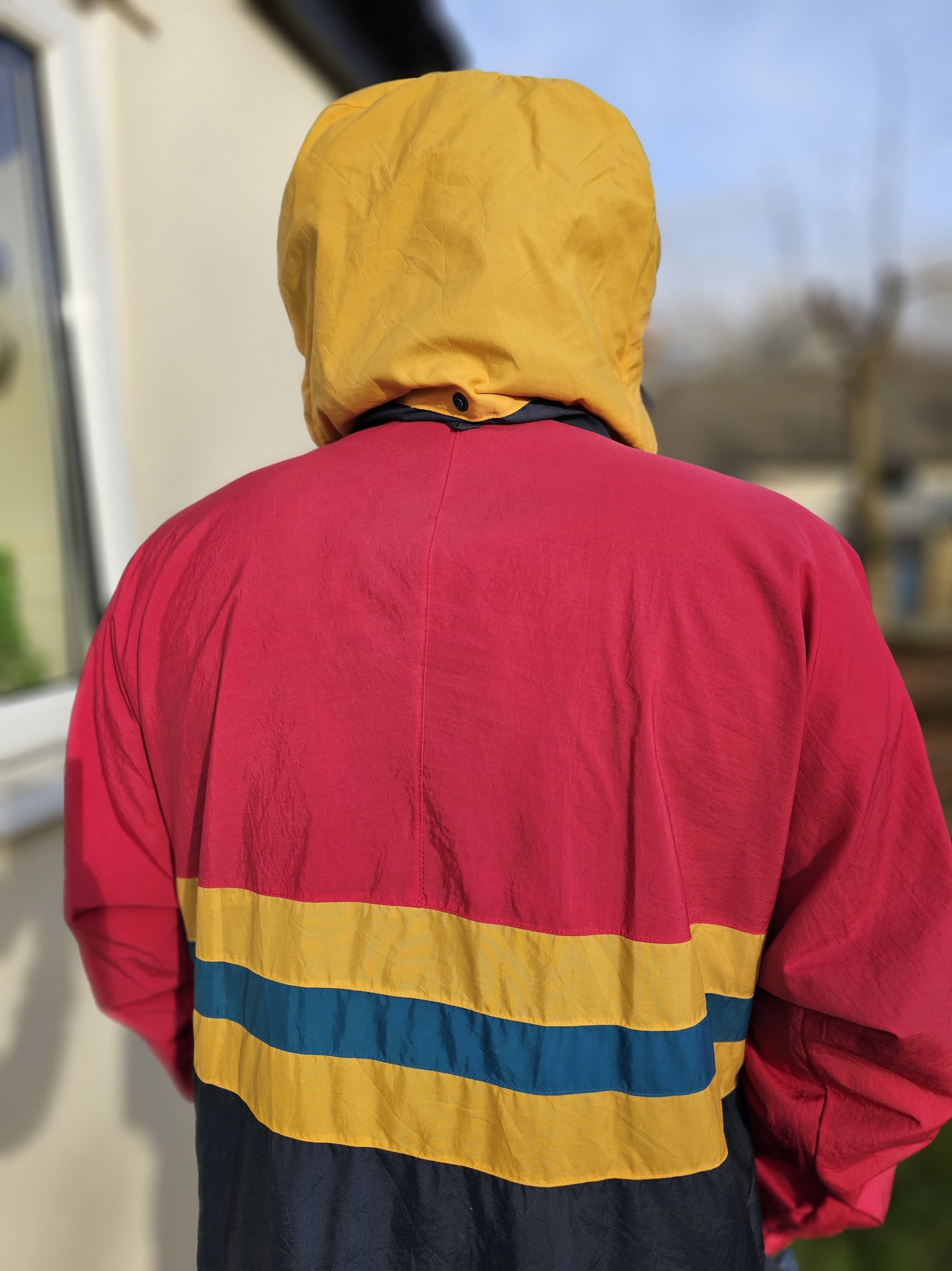 Awesome Vintage Helly Hansen Sailing/Outdoor Windbreaker Jacket - L/Large