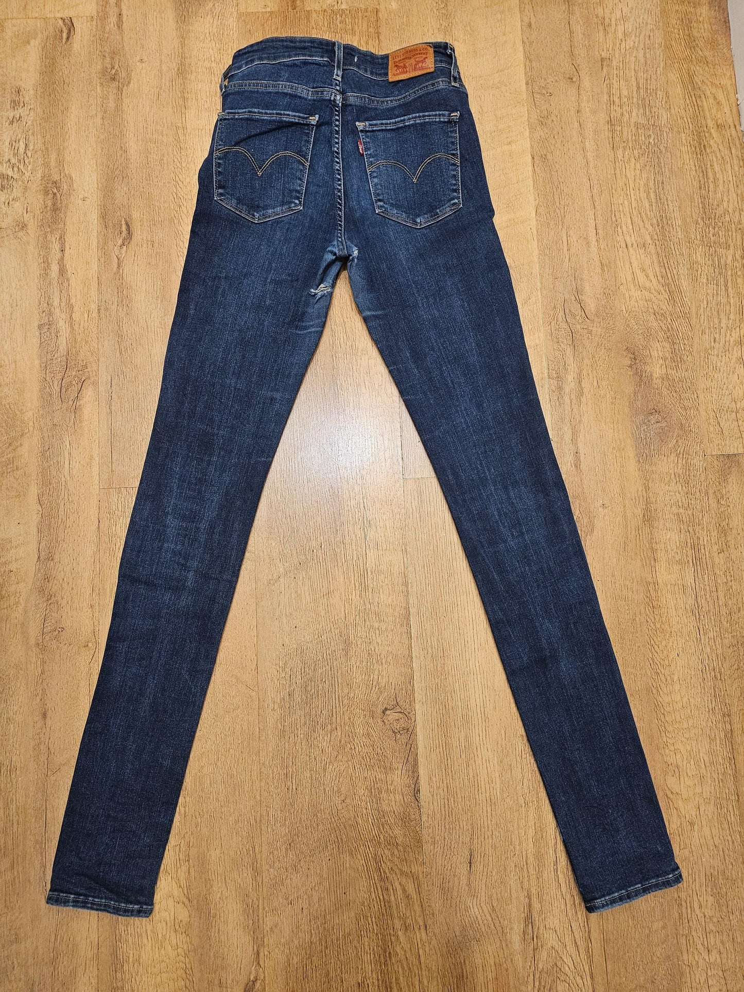 Levi's Womens Blue Jeans 721 High Rise Skinny Fit - W26/34L