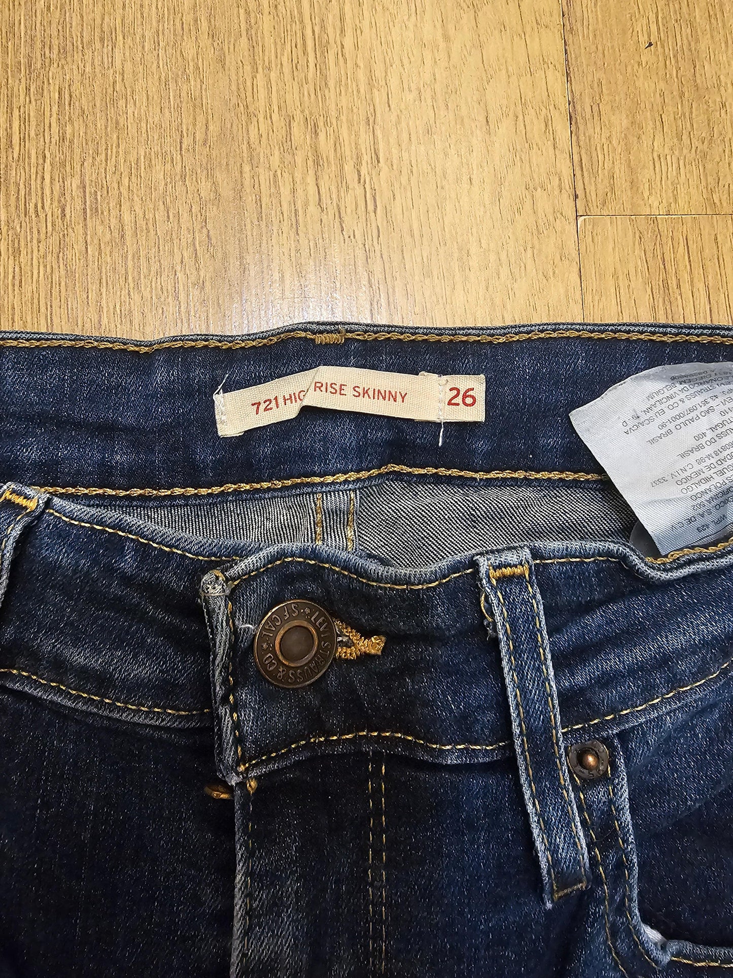 Levi's Womens Blue Jeans 721 High Rise Skinny Fit - W26/34L