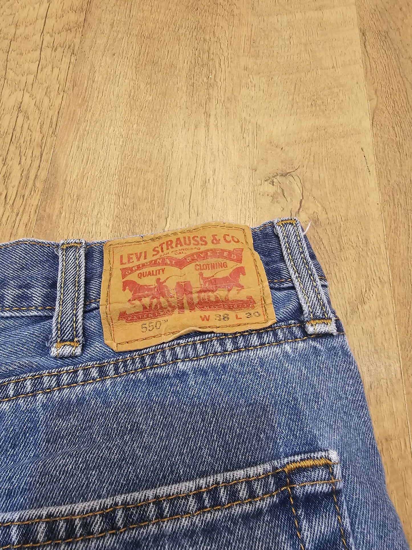 Levi's Blue Jeans 550 Relaxed Fit - W38/29L