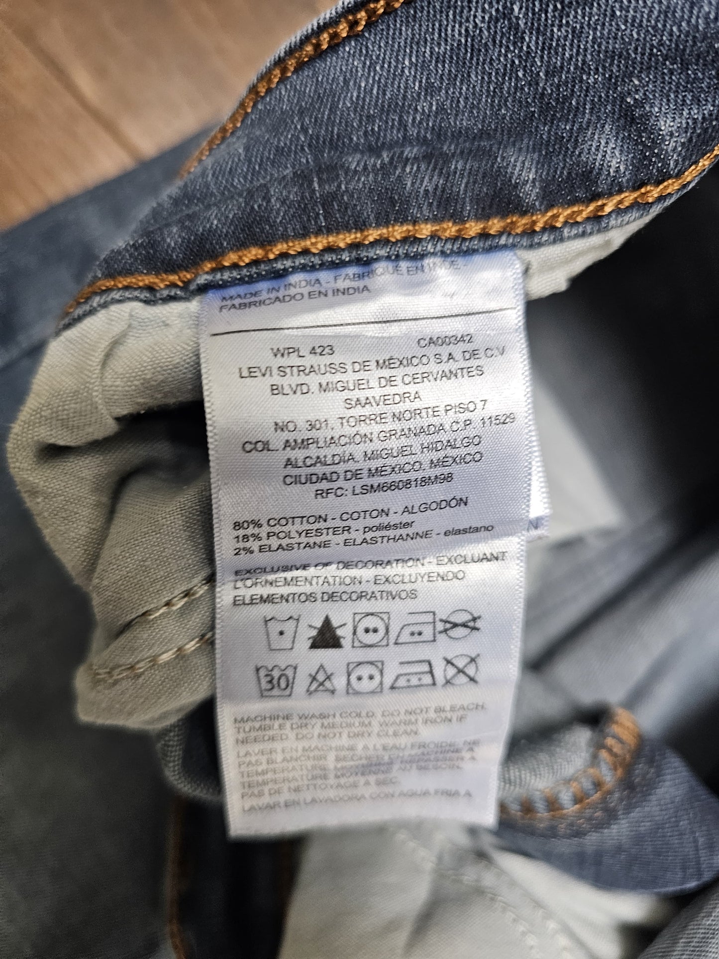 Levi's Mens Blue Jeans 232 Slim Straight Fit W32/32L Denim