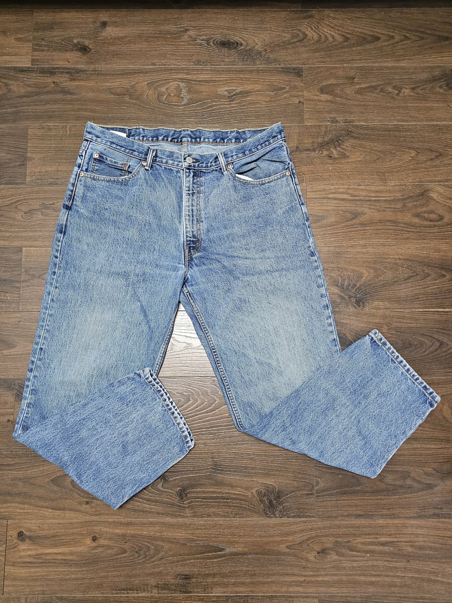 Levi's Mens Blue Jeans 550 Relaxed Fit W39/32L Denim