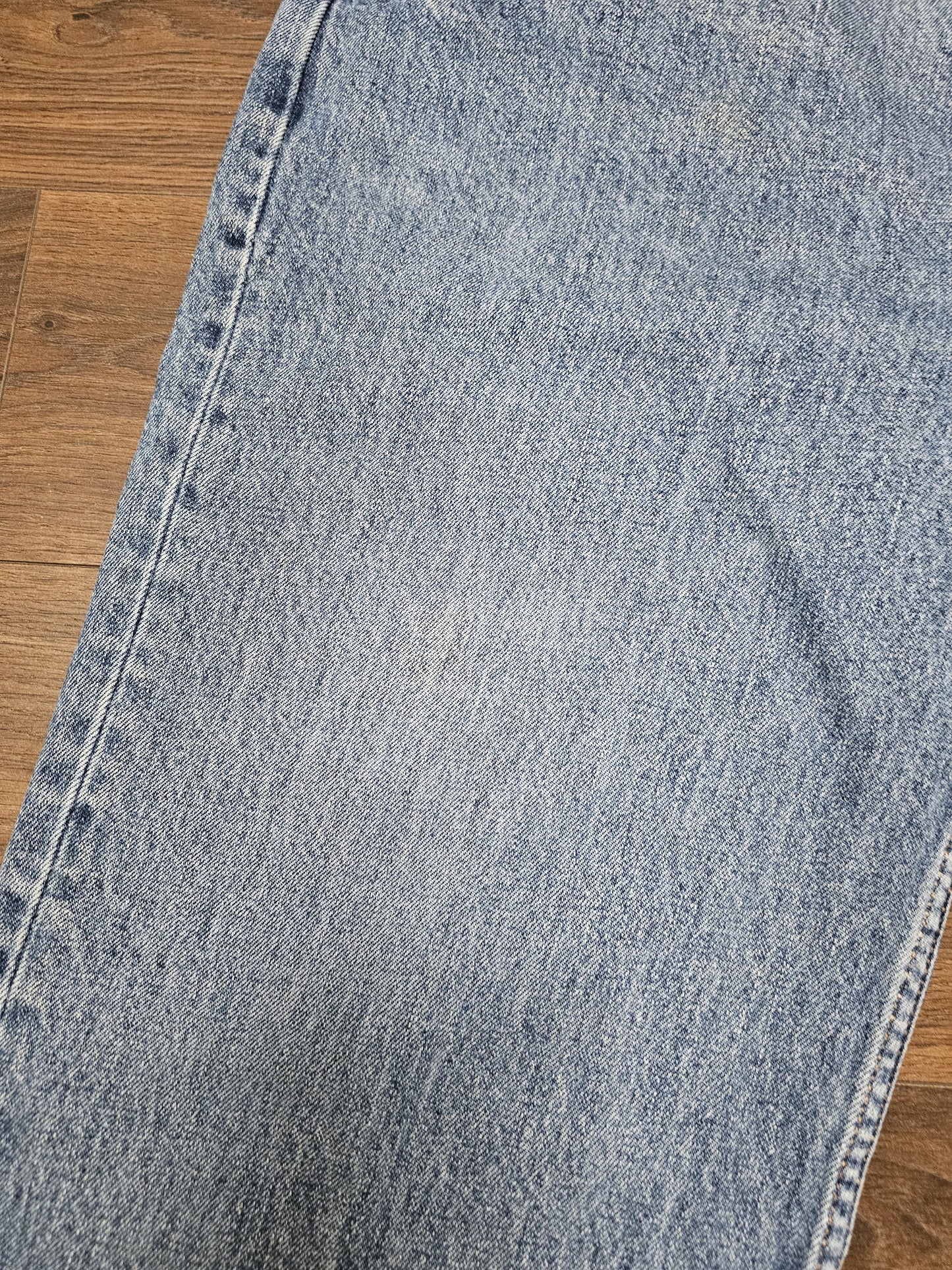 Levi's Mens Blue Jeans 550 Relaxed Fit W39/32L Denim