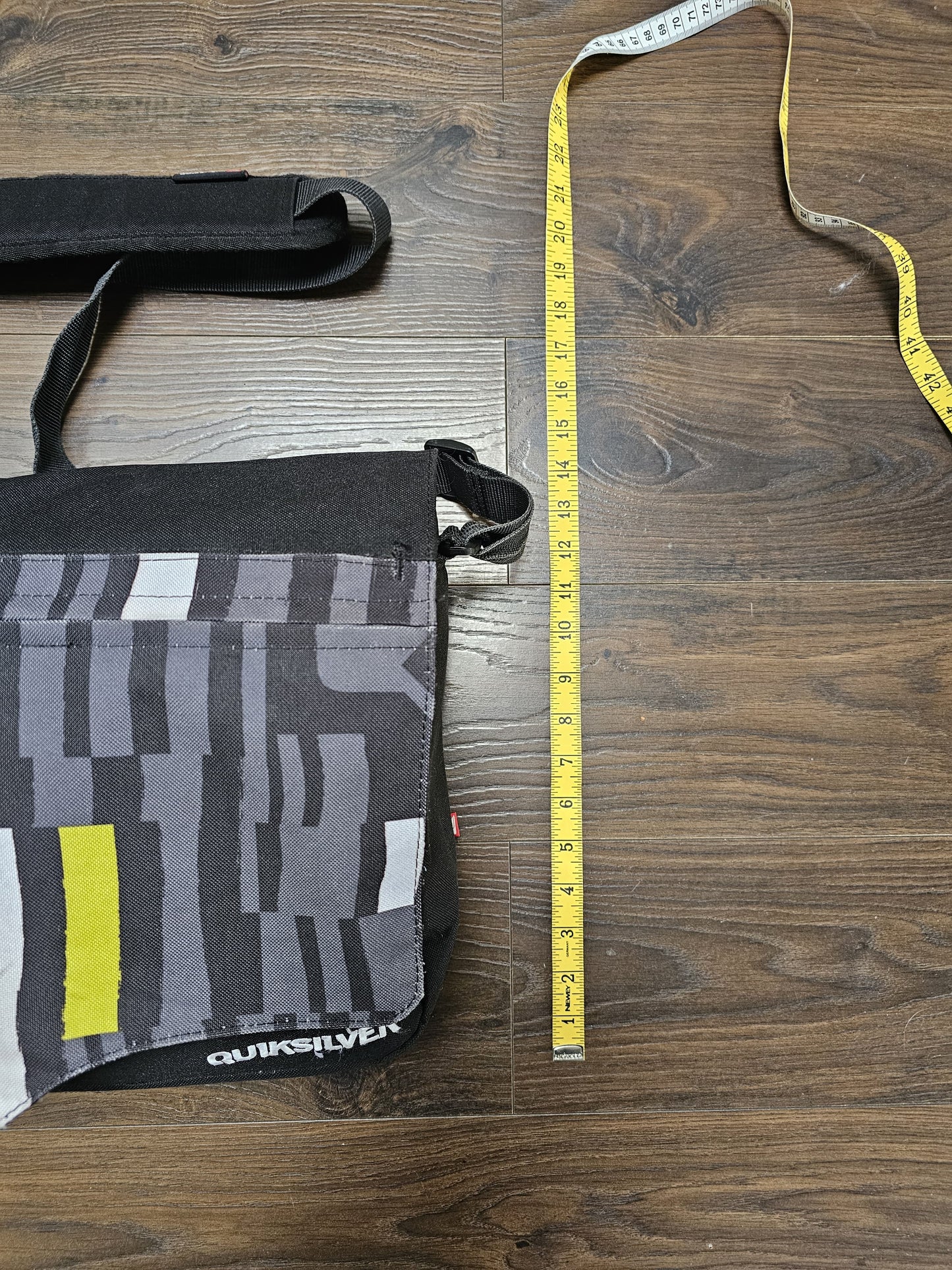 Quiksilver Y2K 2000s Messenger Satchel Shoulder Bag