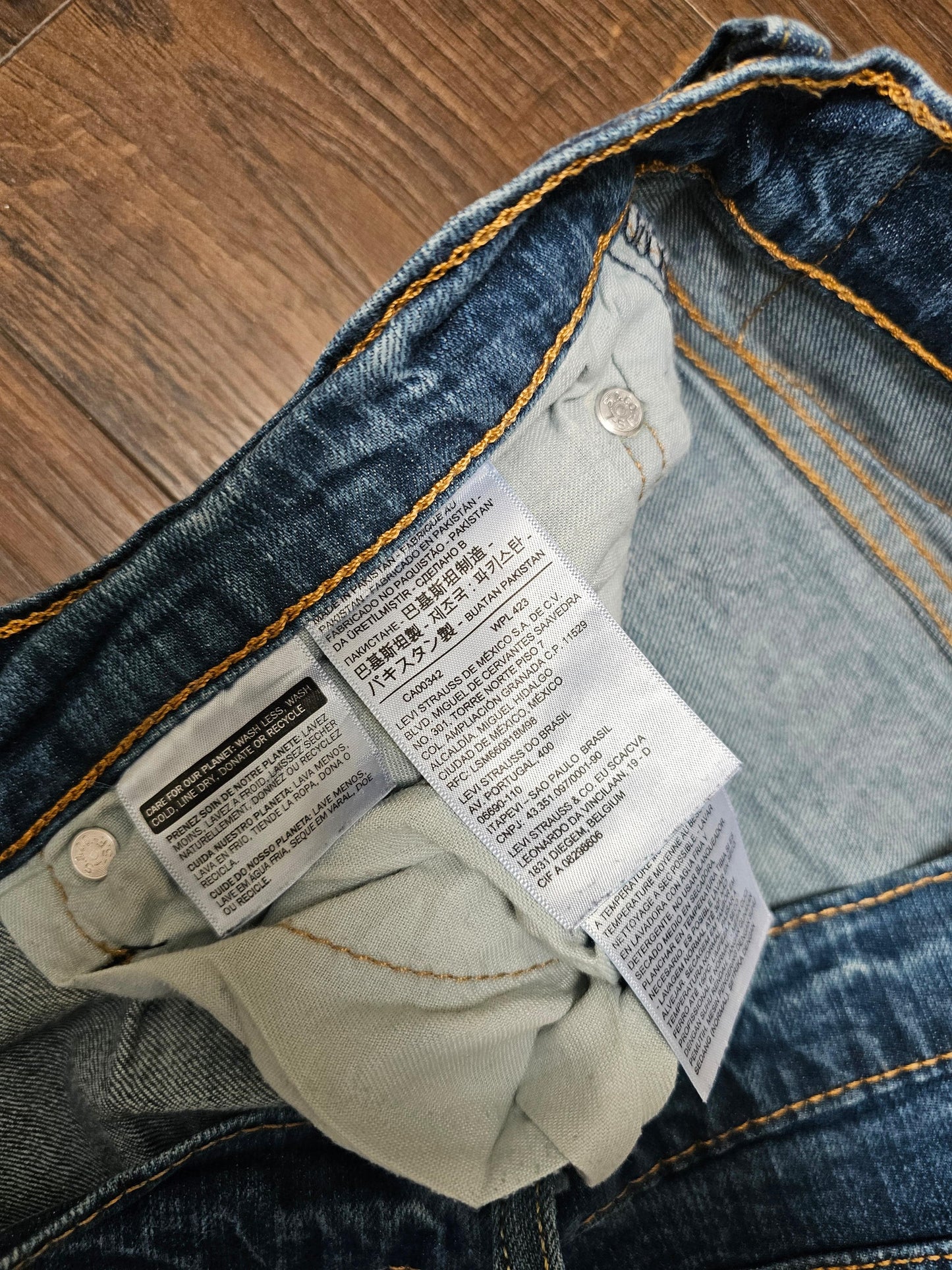 Levi's Mens Blue Jeans 541 Athletic Tap Fit W36/36L Denim