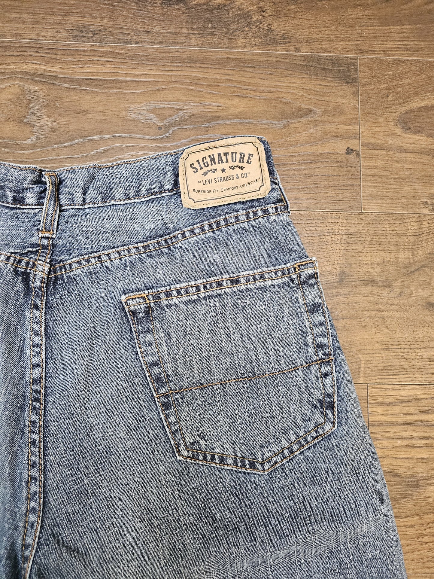 Levi's Mens Blue Jeans Relaxed Fit W33/29L Denim