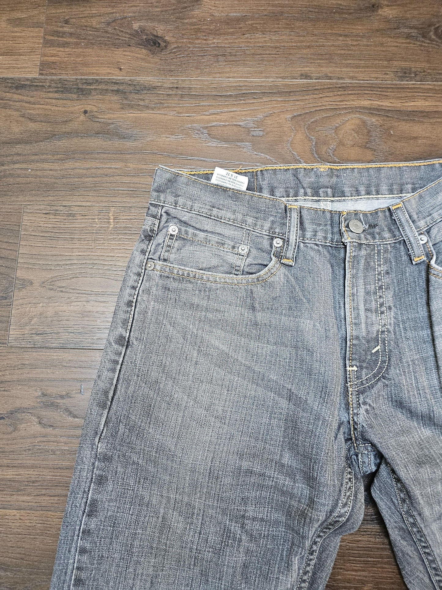 Levi's Mens Grey Jeans 514 Straight Fit W30/31L