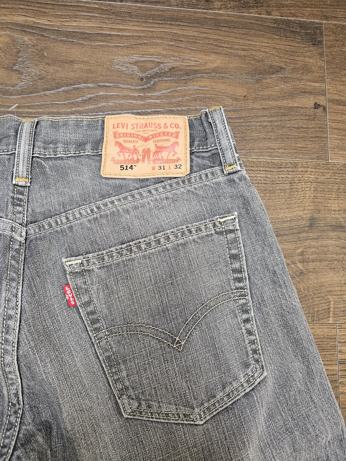 Levi's Mens Grey Jeans 514 Straight Fit W30/31L
