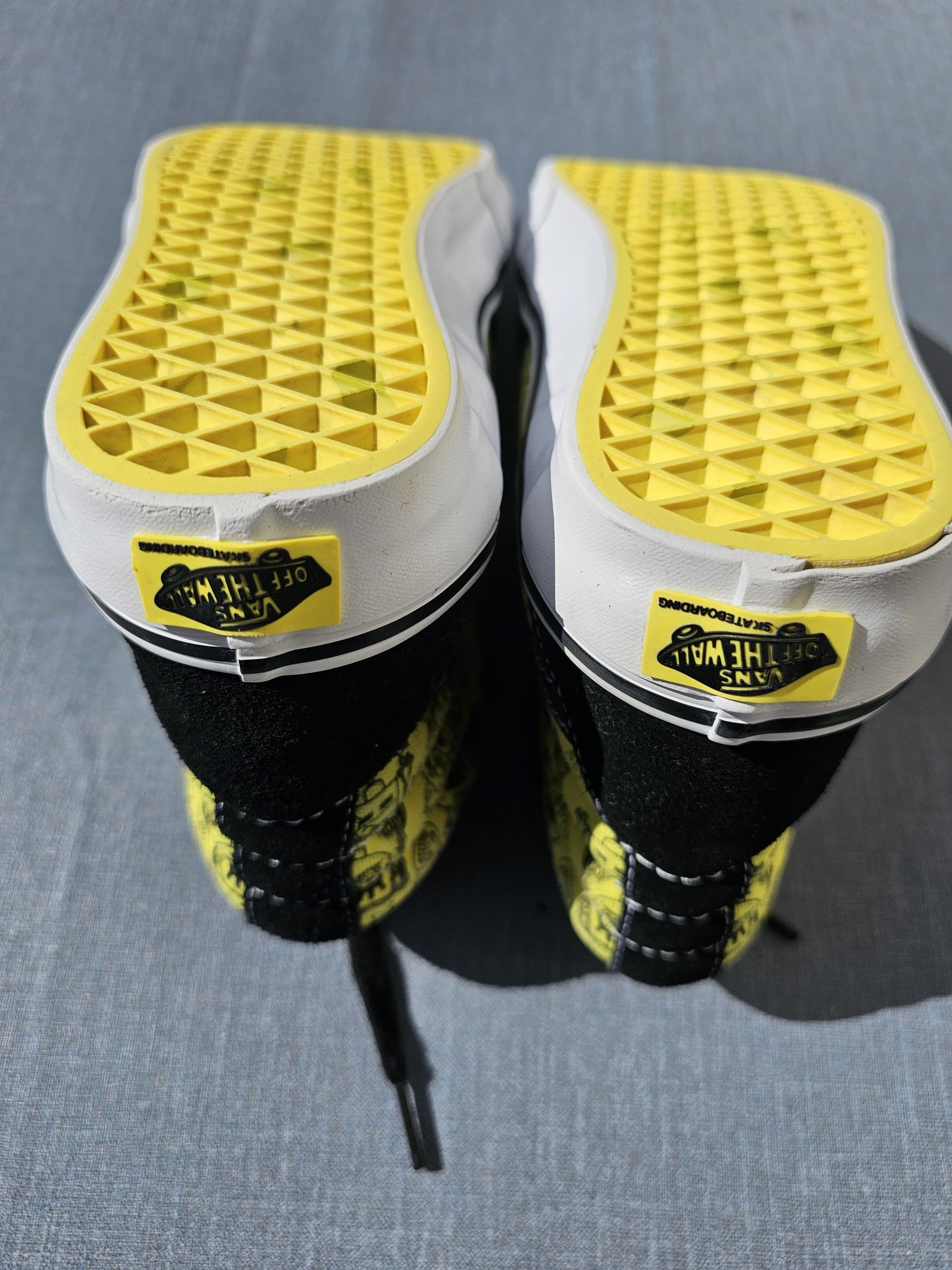 Awesome Vans X Sponge Bob Square Pants Gigliotti High Top Trainers Skate Shoes UK 6.5