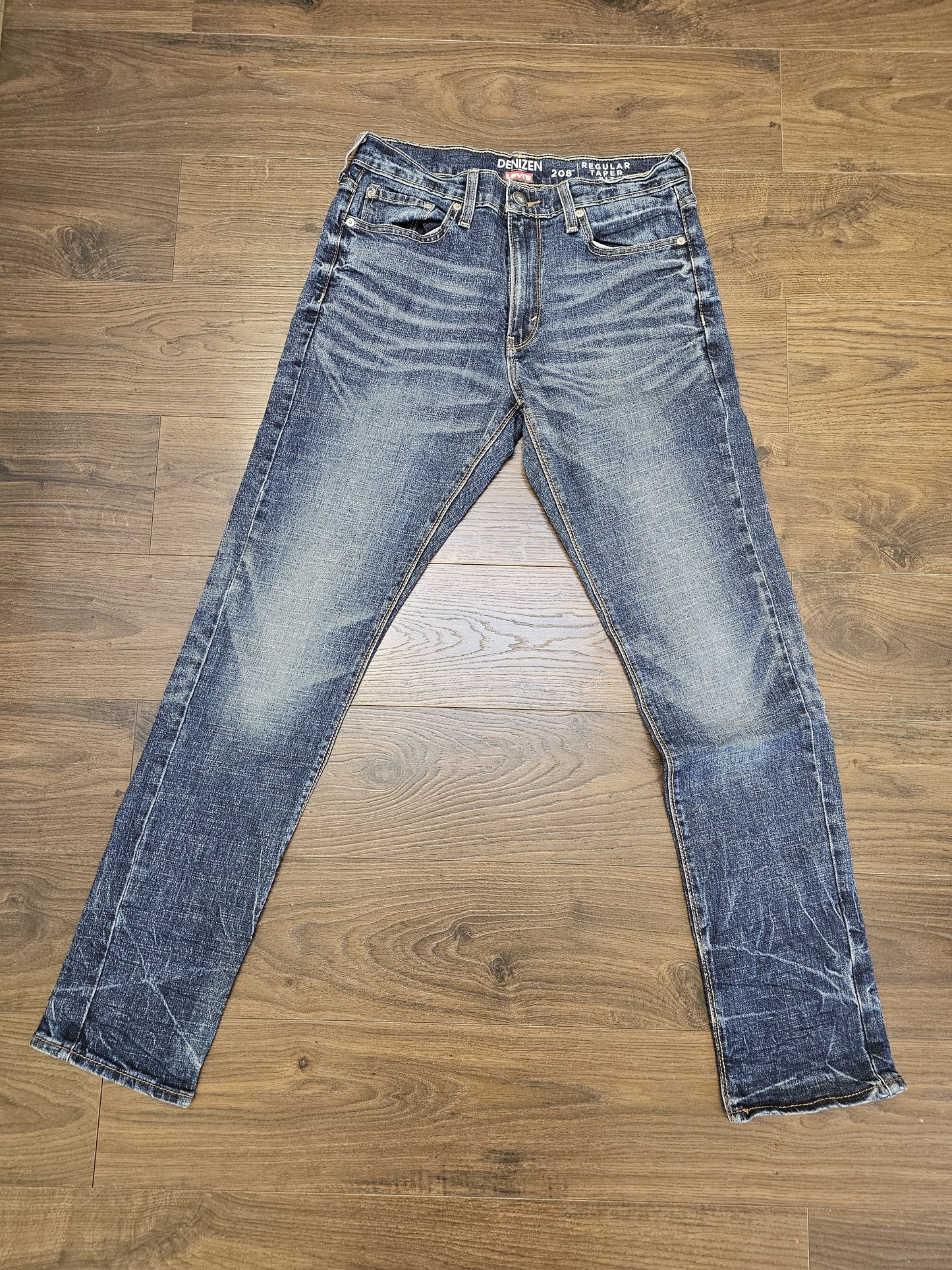 Levi's Mens Blue Jeans 208 Regular Taper Fit W30/32L Denim
