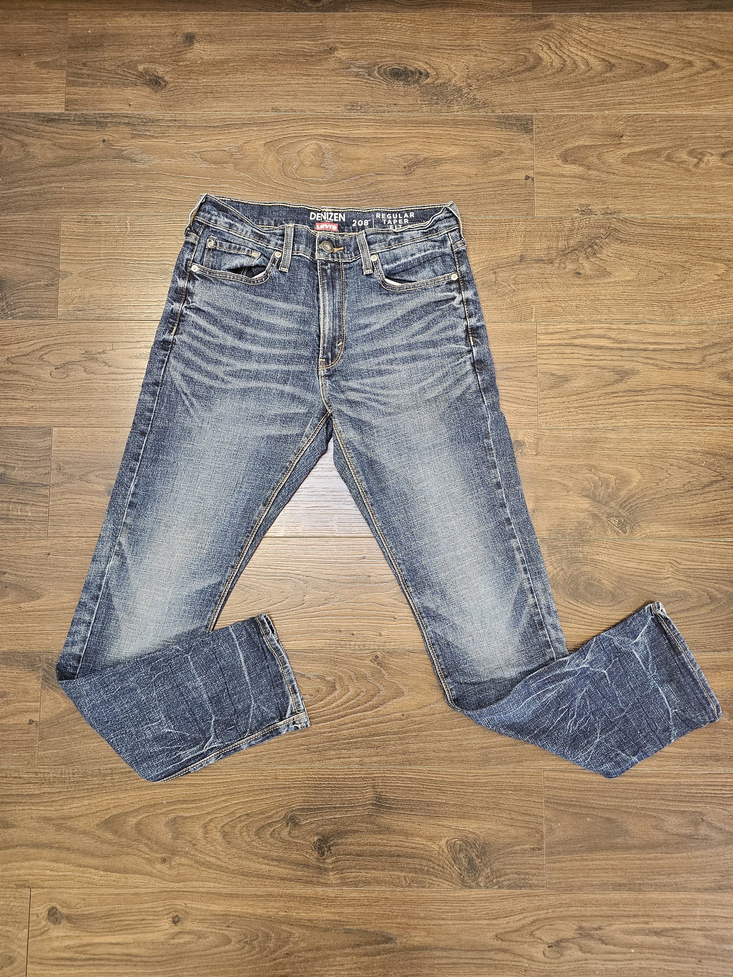 Levi's Mens Blue Jeans 208 Regular Taper Fit W30/32L Denim