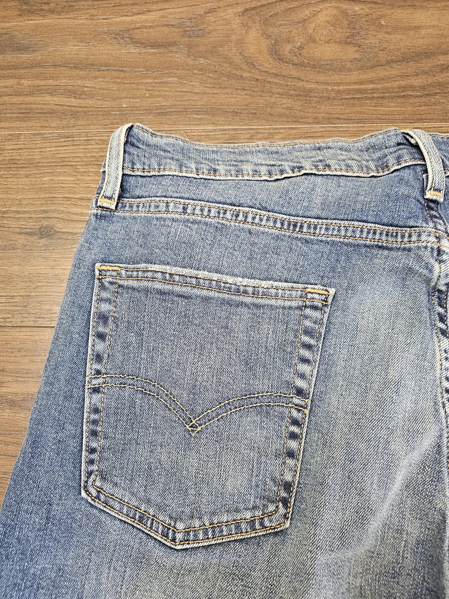 Levi's Mens Blue Jeans 513 Slim Straight Fit W34/28L Denim