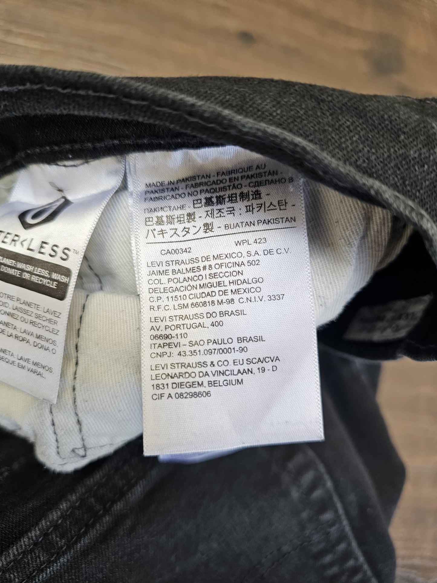 Levi's Mens Black Jeans 514 Straight Fit W36/31L Denim