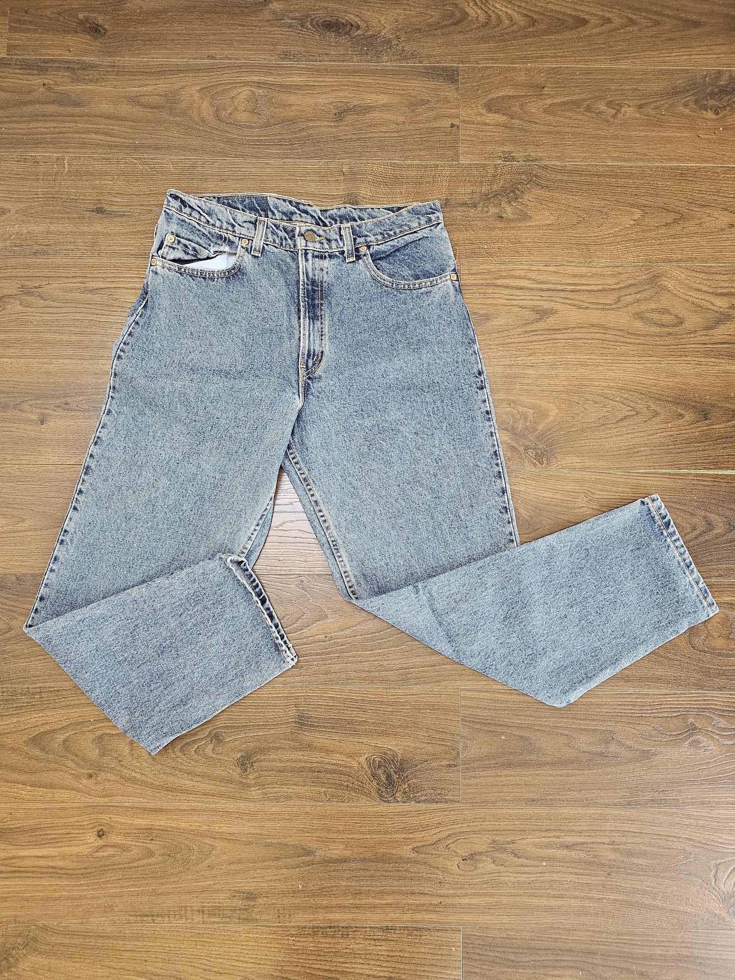 Levi's Vintage Mens Blue Jeans 550 Relaxed Fit Tapered Leg Fit W32/30L Denim