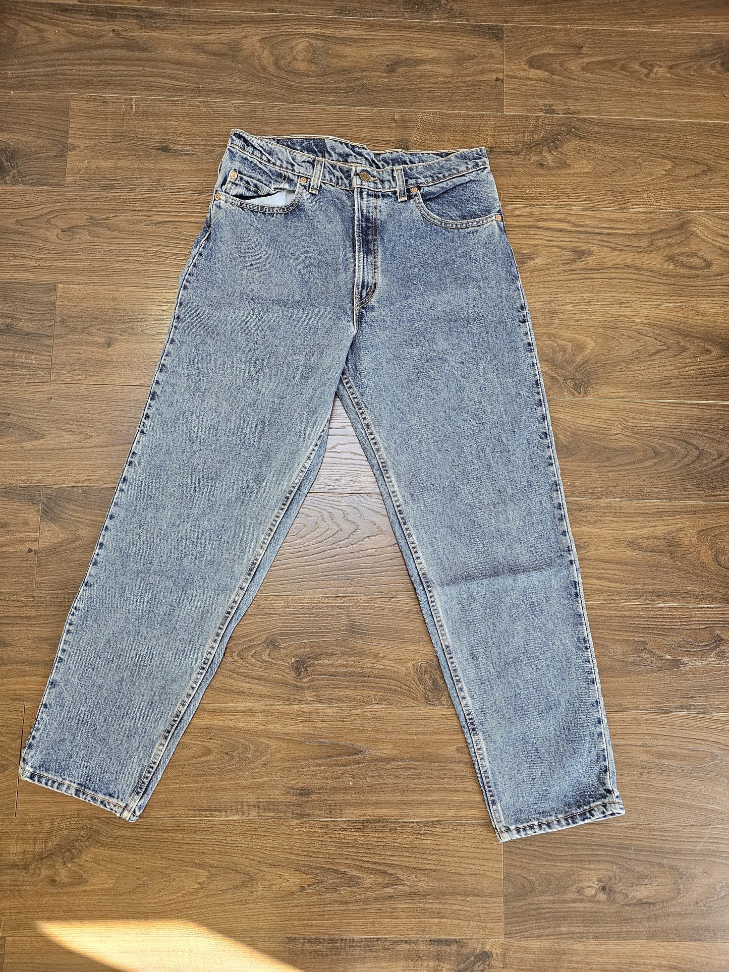Levi's Vintage Mens Blue Jeans 550 Relaxed Fit Tapered Leg Fit W32/30L Denim