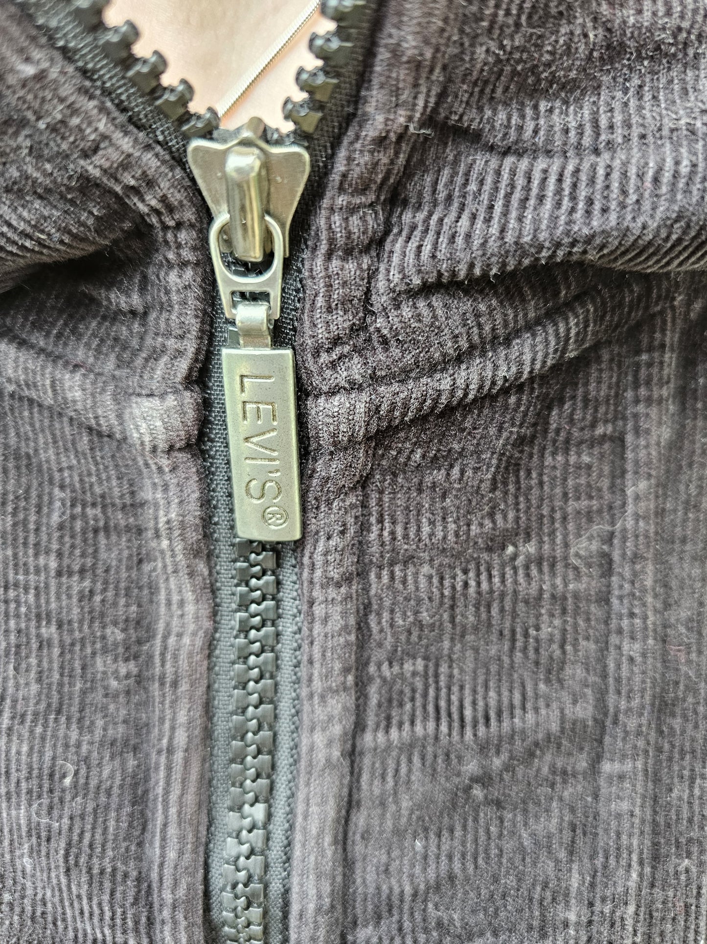 Levi's Unisex Corduroy Hoodie Jack In Black - M/Medium