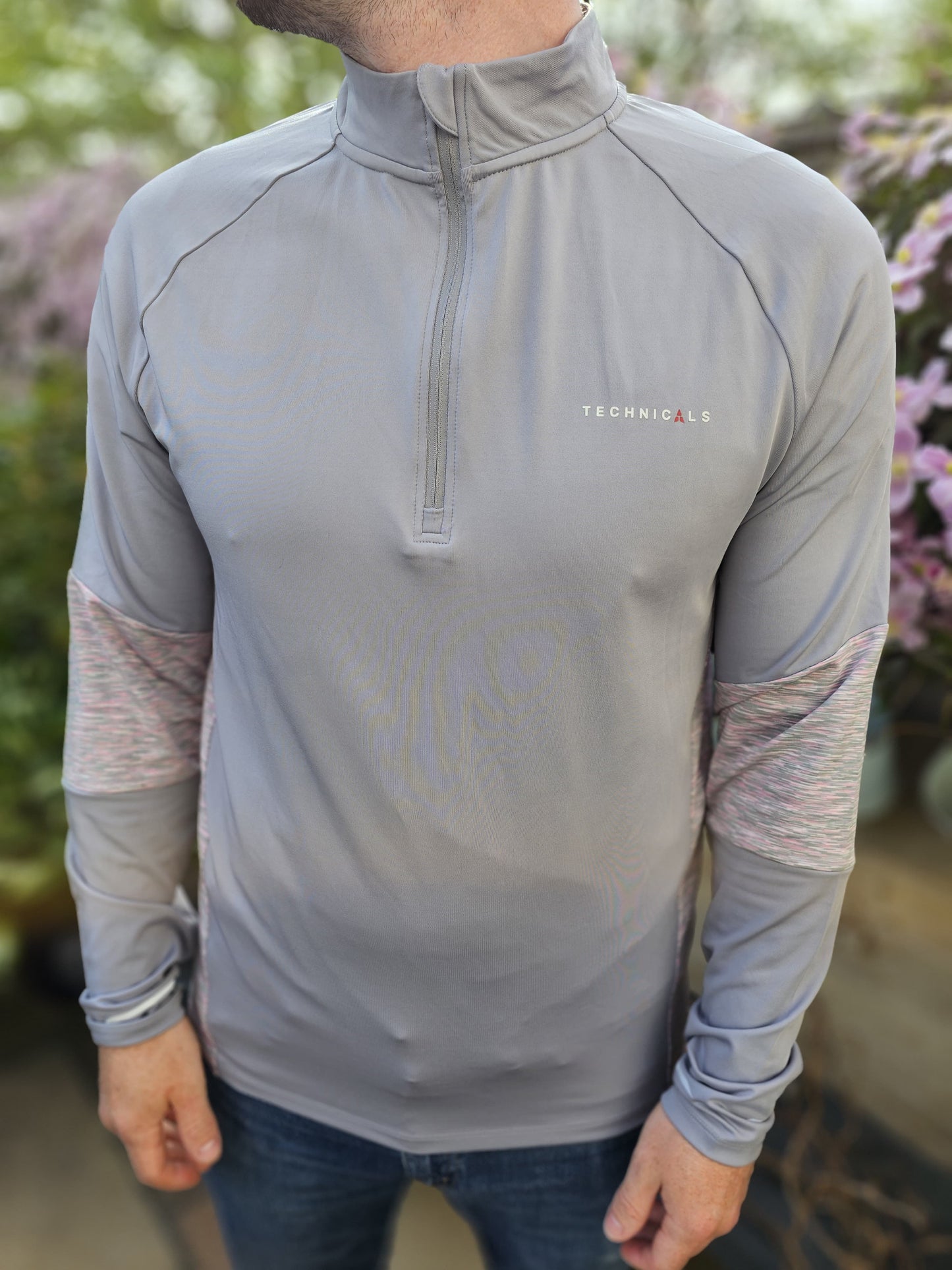 Technicals Long Sleeve Quarter Zip Top Grey - L/Large