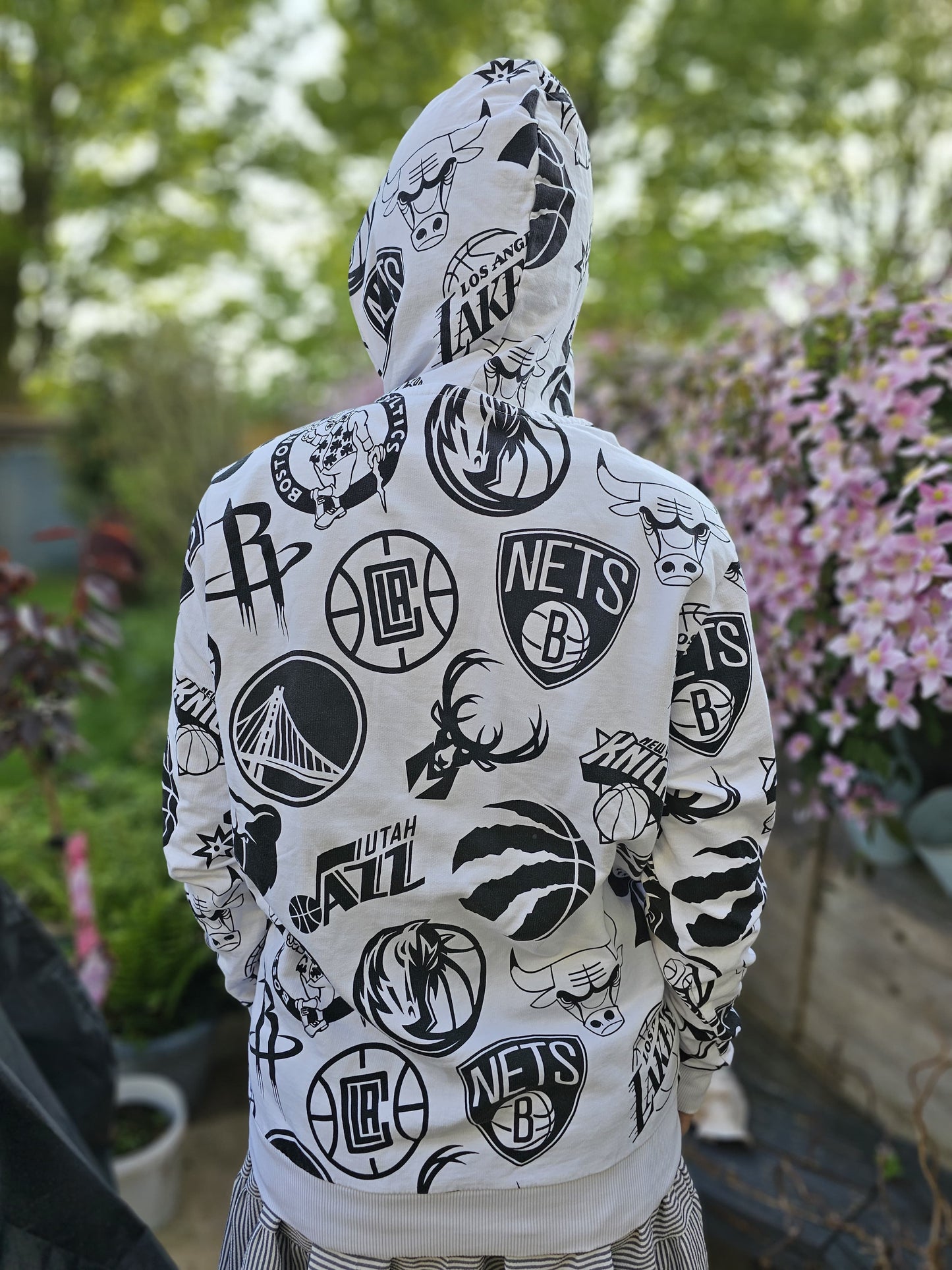 New Era X NBA White Hoodie - M/Medium