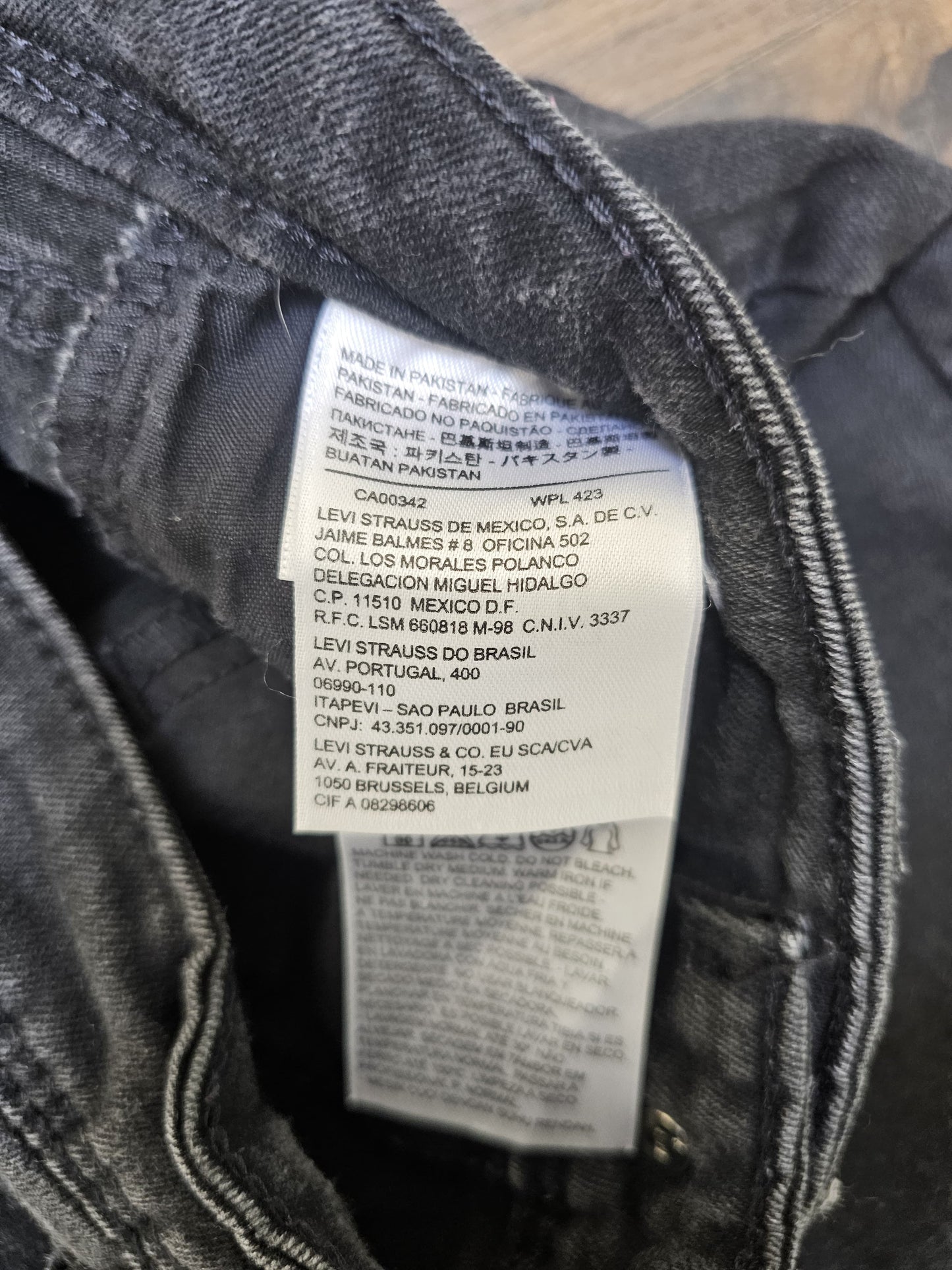 Womens Levi's Black Low Rise Skinny Jeans - W26/L32