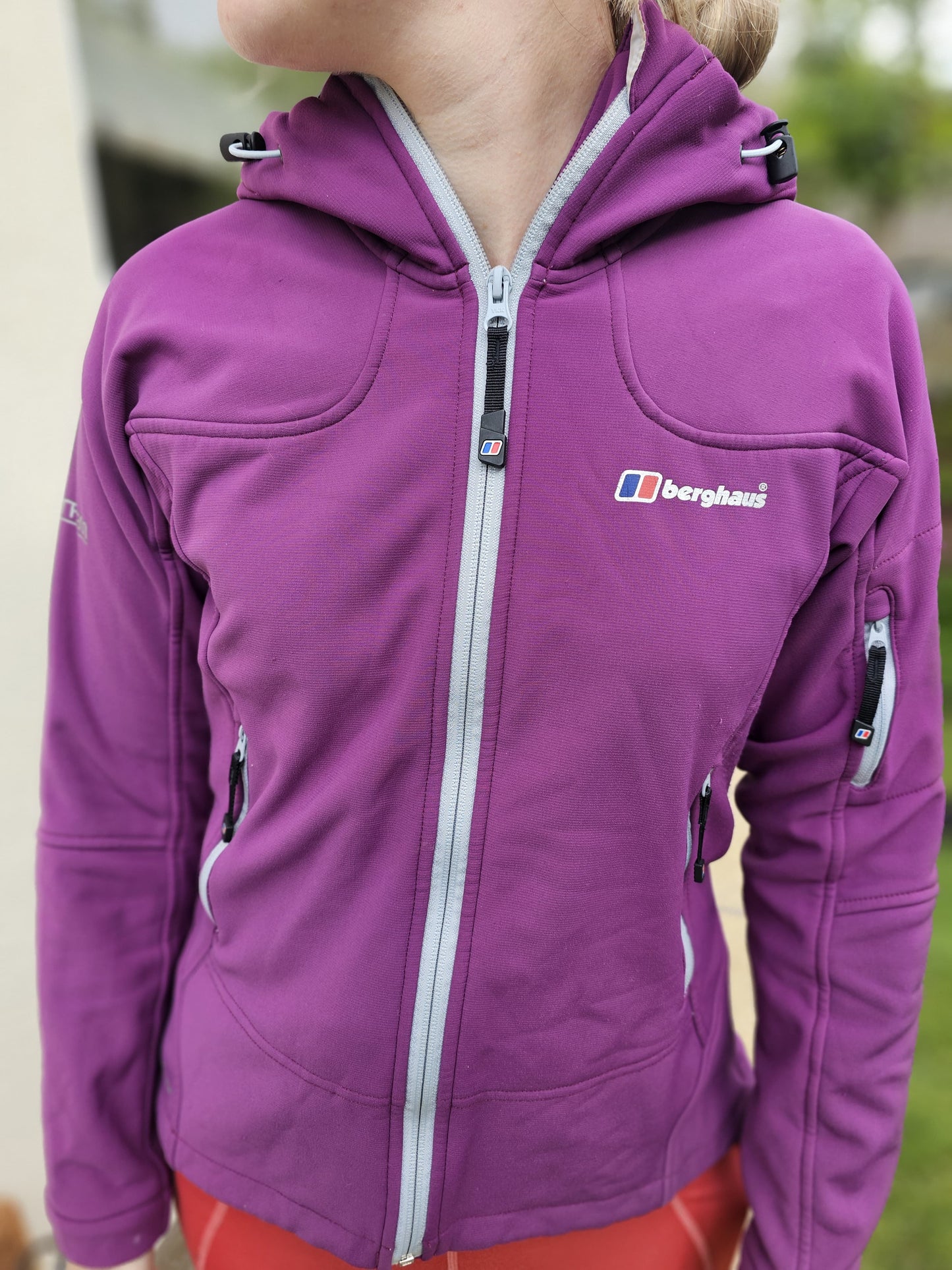 Womens Berghaus Extrem Soft Shell Windstopper Full Zip Hooded Jacket - UK 10