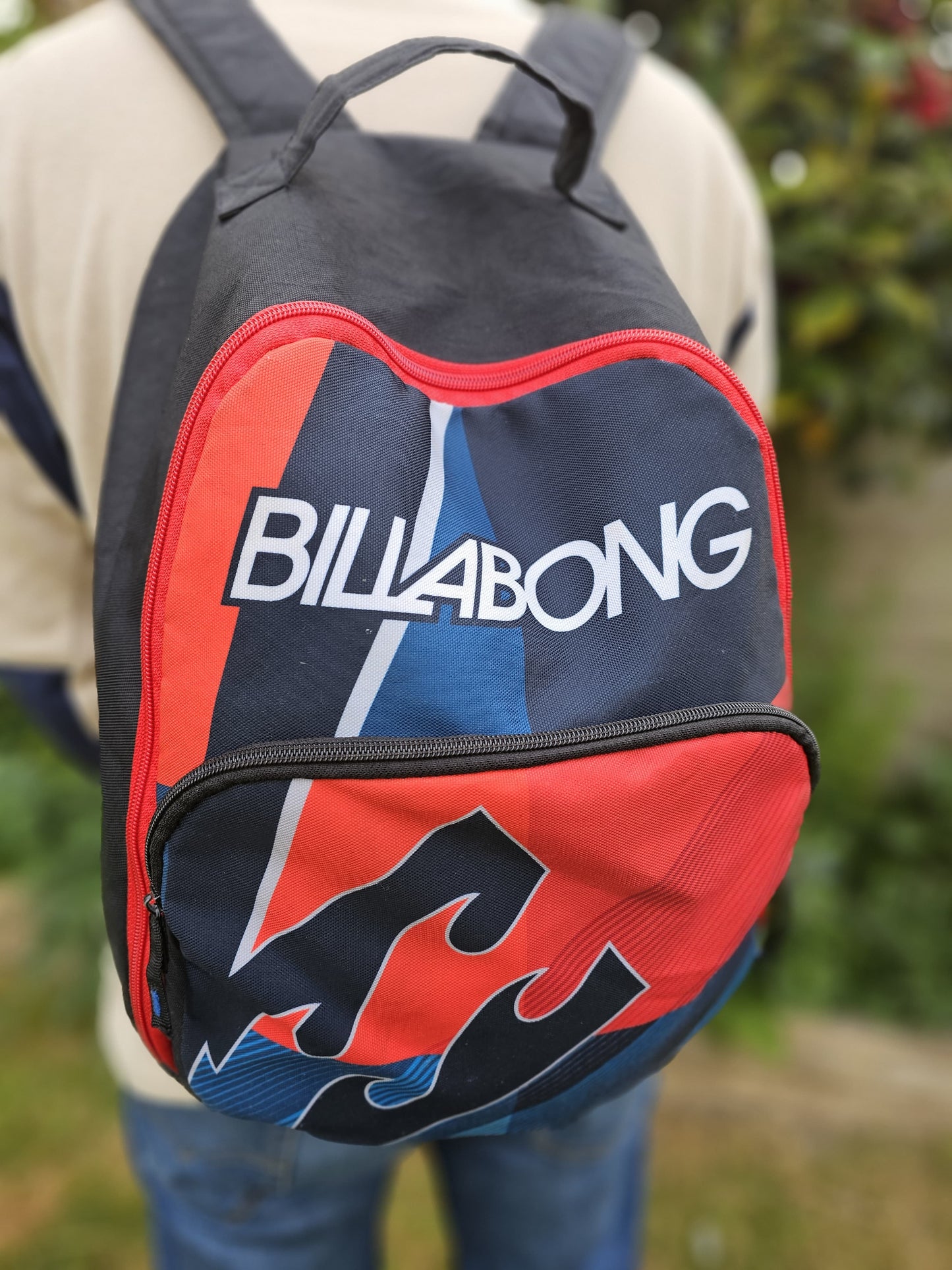 Vintage Clam Shell Style Billabong Y2K Backpack - Medium