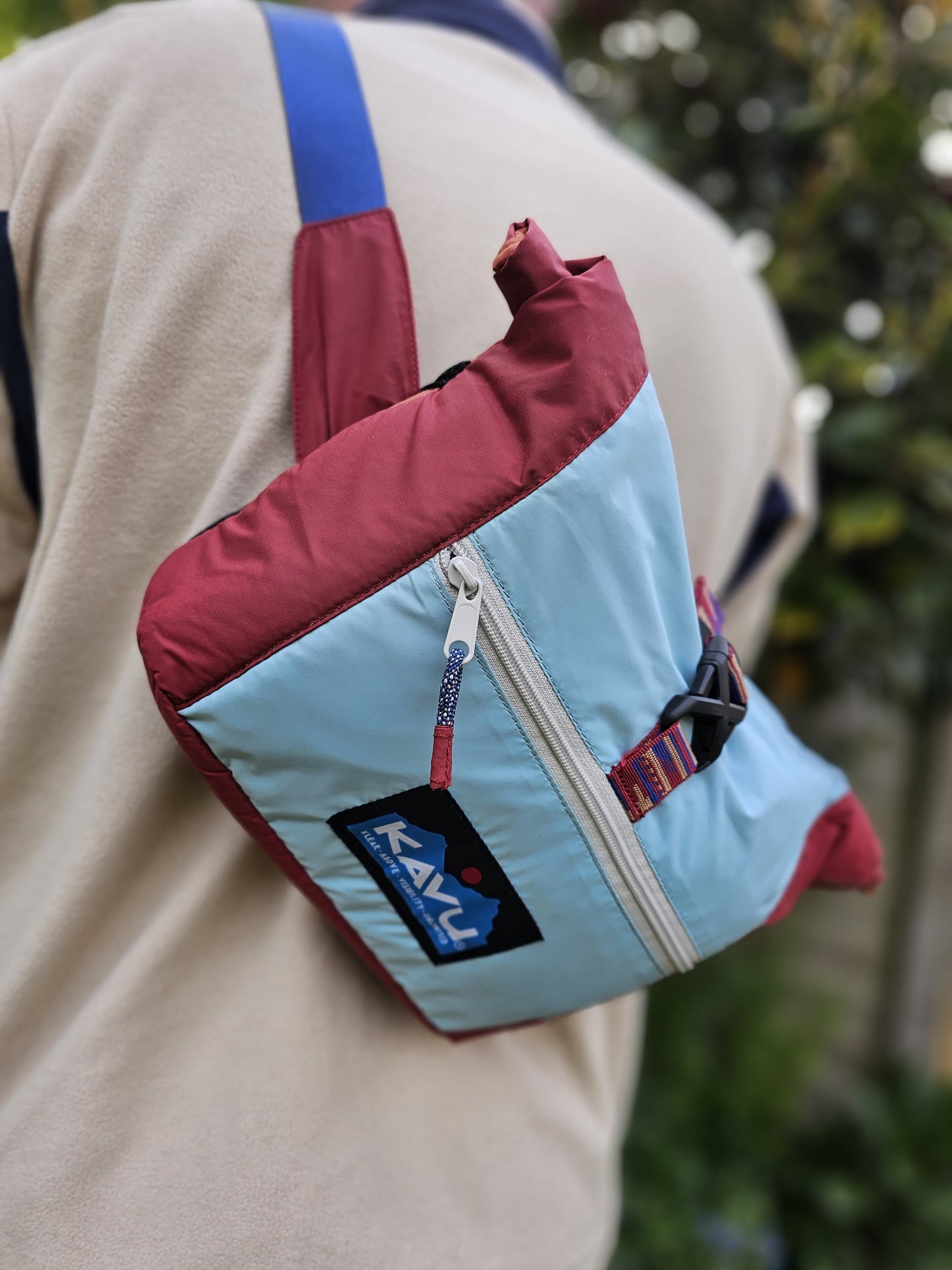 KAVU DayTrip Insulated Cross Body/Shoulder/Bum Bag/Handle Bar/Lunch bag