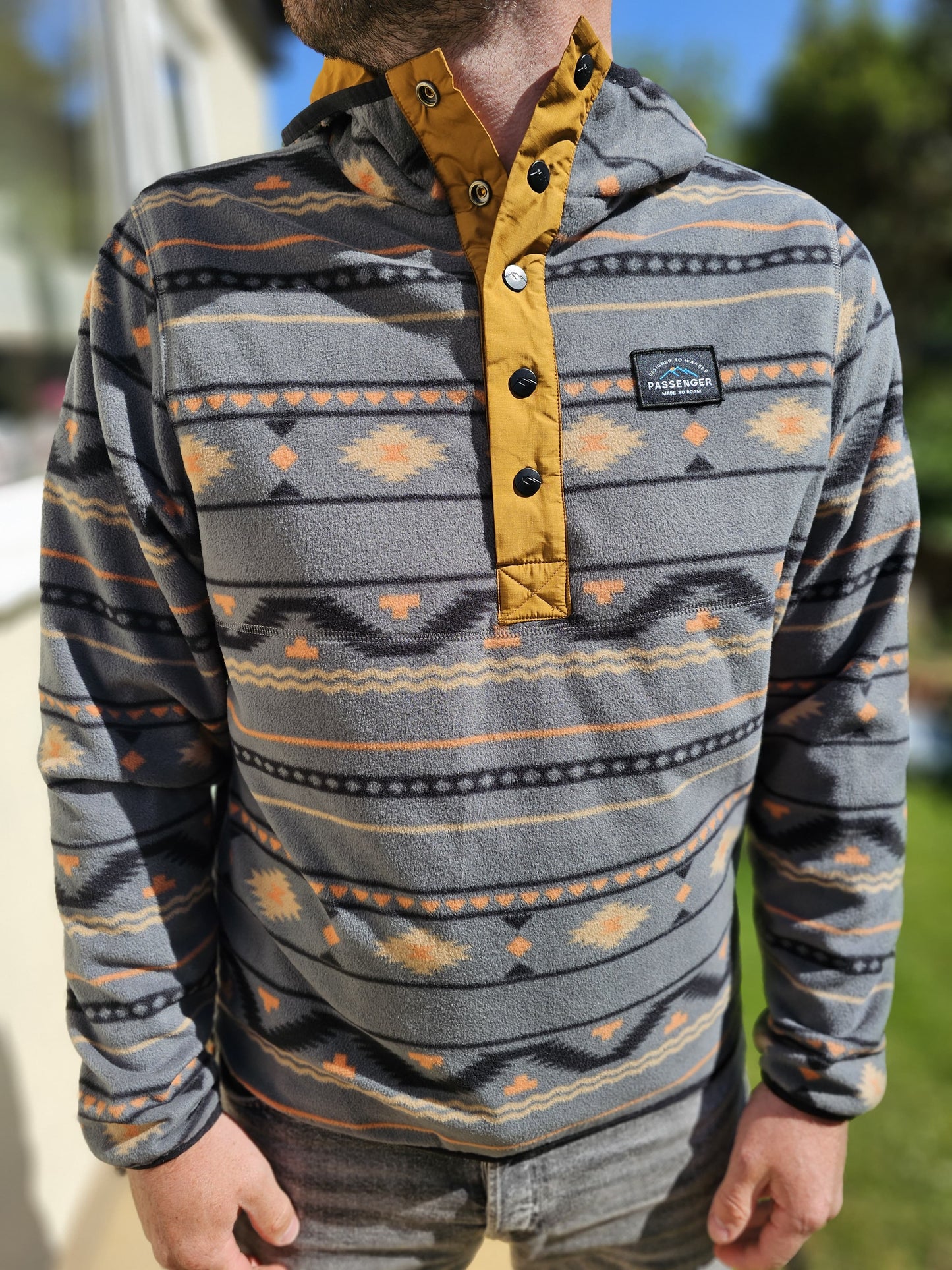 Passenger Reversible Fleece/Windbreaker Pullover Jumper/Jacket - S/Small M/L
