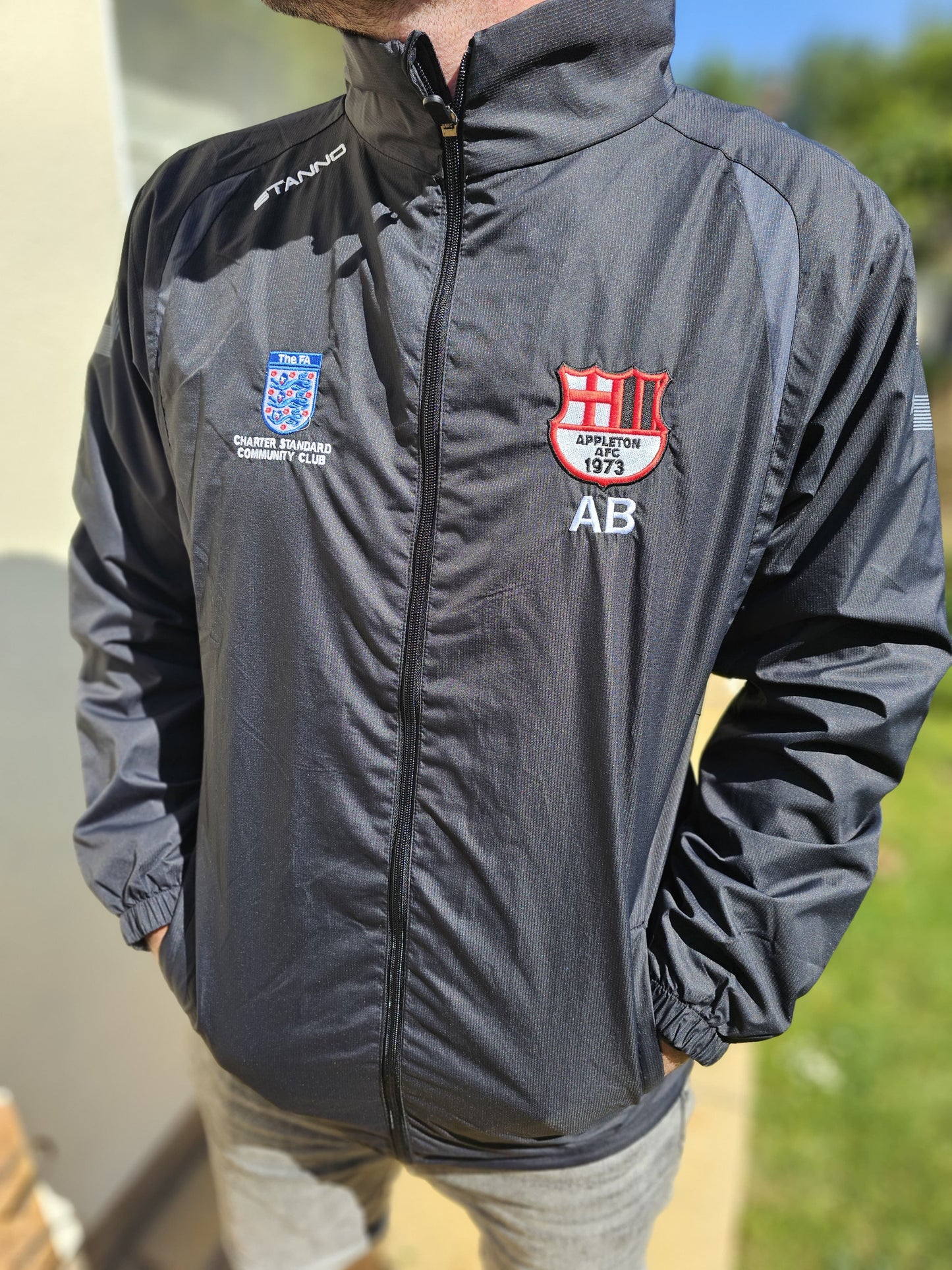 Stannd Appleton FC FA Football Club Full Zip Hooded Jacket - M/Medium - New With Tags