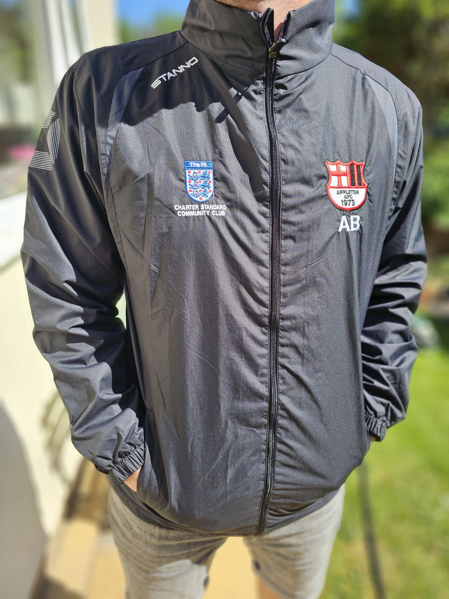 Stannd Appleton FC FA Football Club Full Zip Hooded Jacket - M/Medium - New With Tags