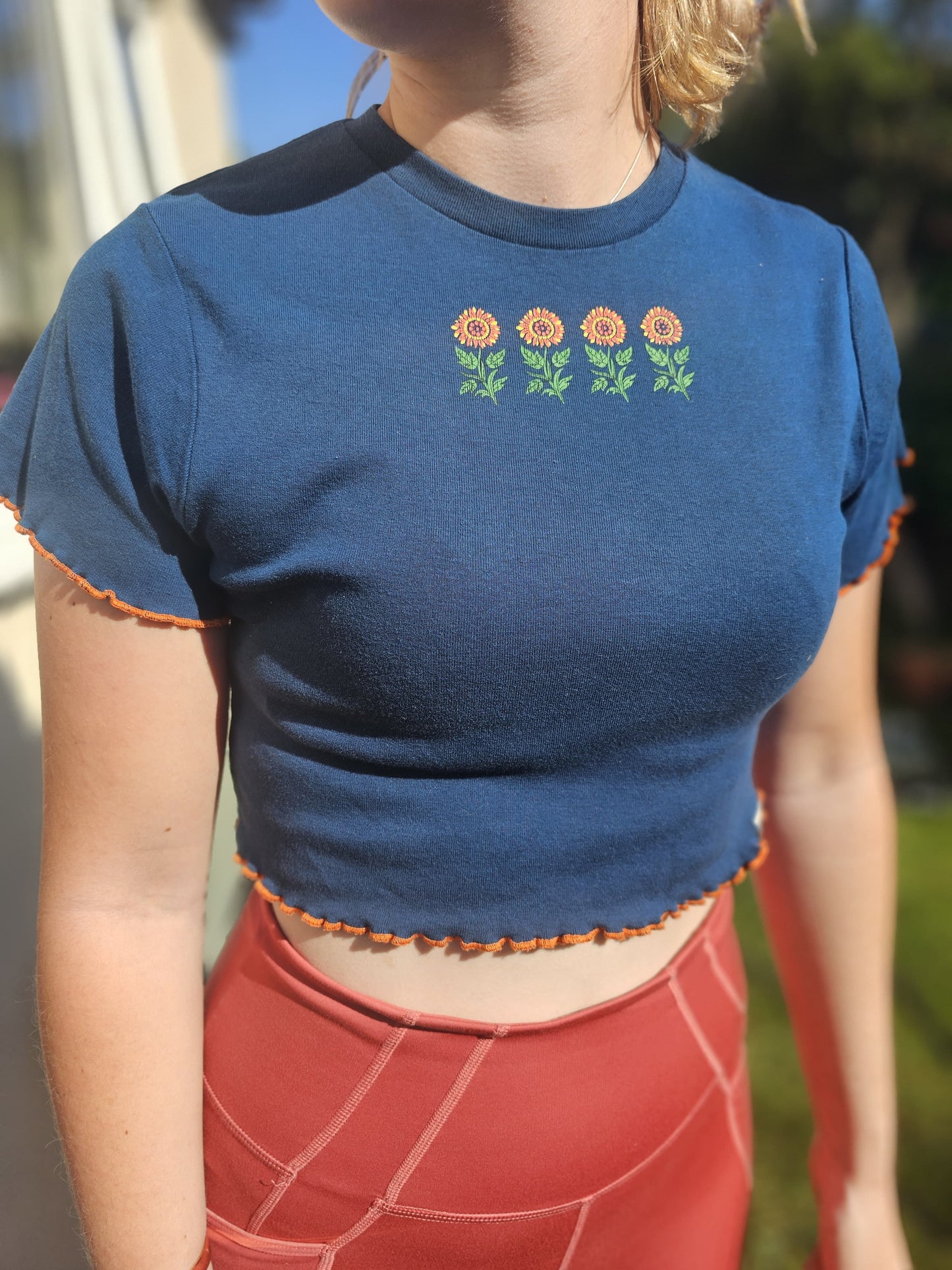 Cute Lucy & Yak Short Sleeved Cropped Striped T-Shirt - M/Medium