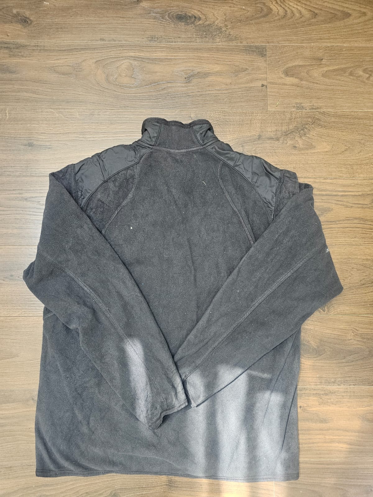 Re-Seller Bundle: 5 Designer Fleeces Mens/Womens - L/Large (Mixed)