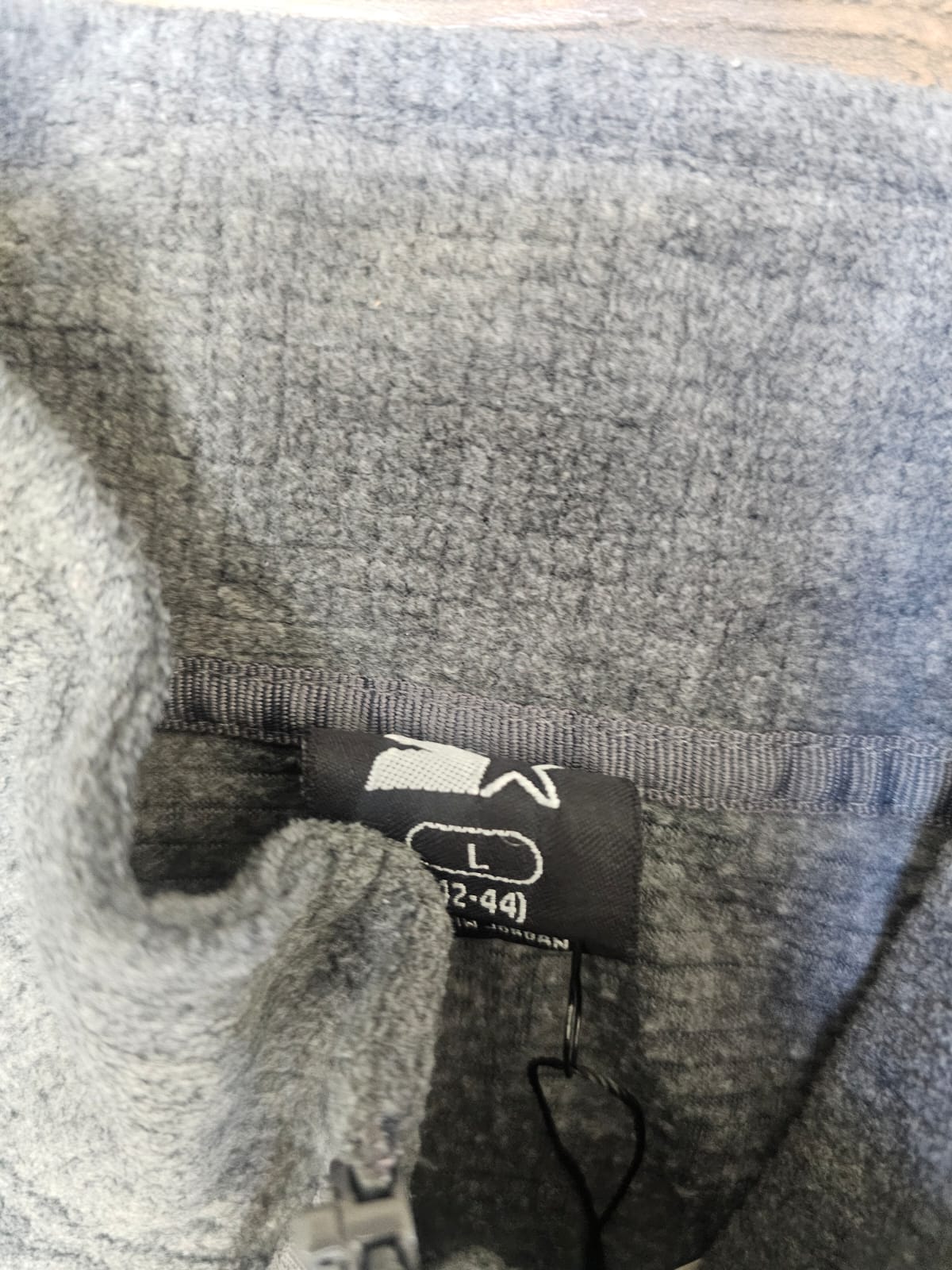 Re-Seller Bundle: 5 Designer Fleeces Mens/Womens - L/Large (Mixed)