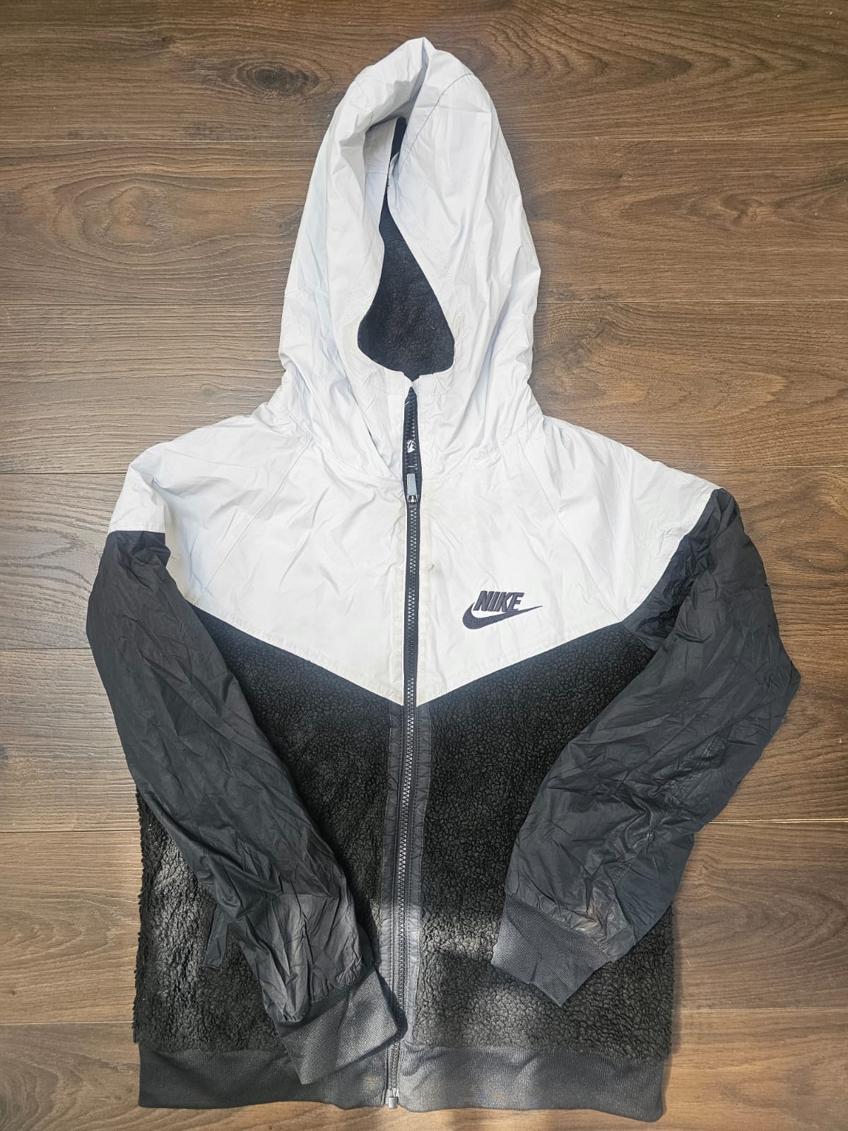 Re-Seller Bundle: 5 Designer Fleeces Mens/Womens - L/Large (Mixed)