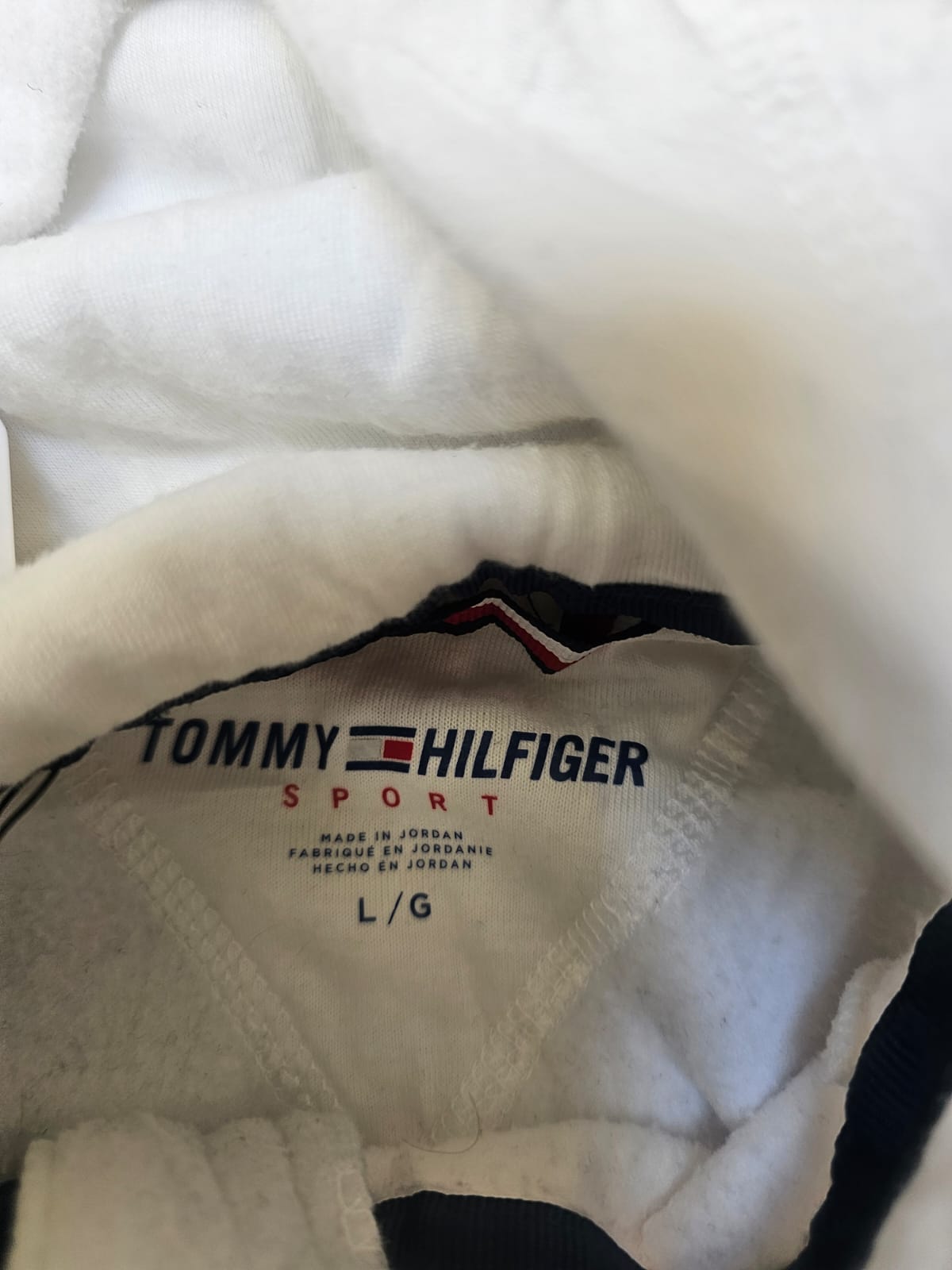Re-Seller Bundle: 5 Designer Fleeces Mens/Womens - L/Large (Mixed)